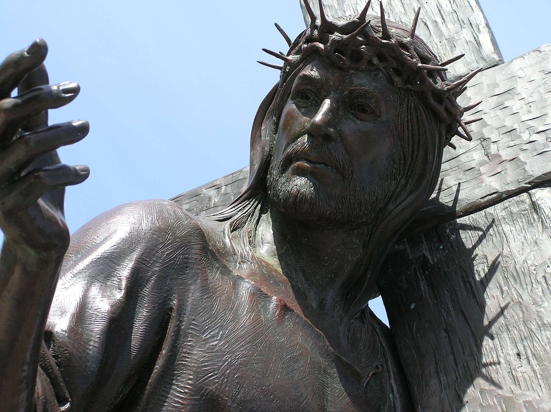 art and craft, looking, bronze, 1080P, lifestyles, reviva, religion, representation, redeemer, people, good friday, crown of thorns, crown, front view, HD Wallpaper