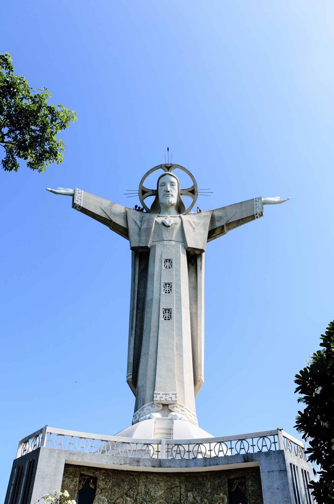 belief, built structure, spirituality, no people, representation, sculpture, art and craft, sky, day, blue, christ the king, architecture, low angle view, Phone HD Wallpaper