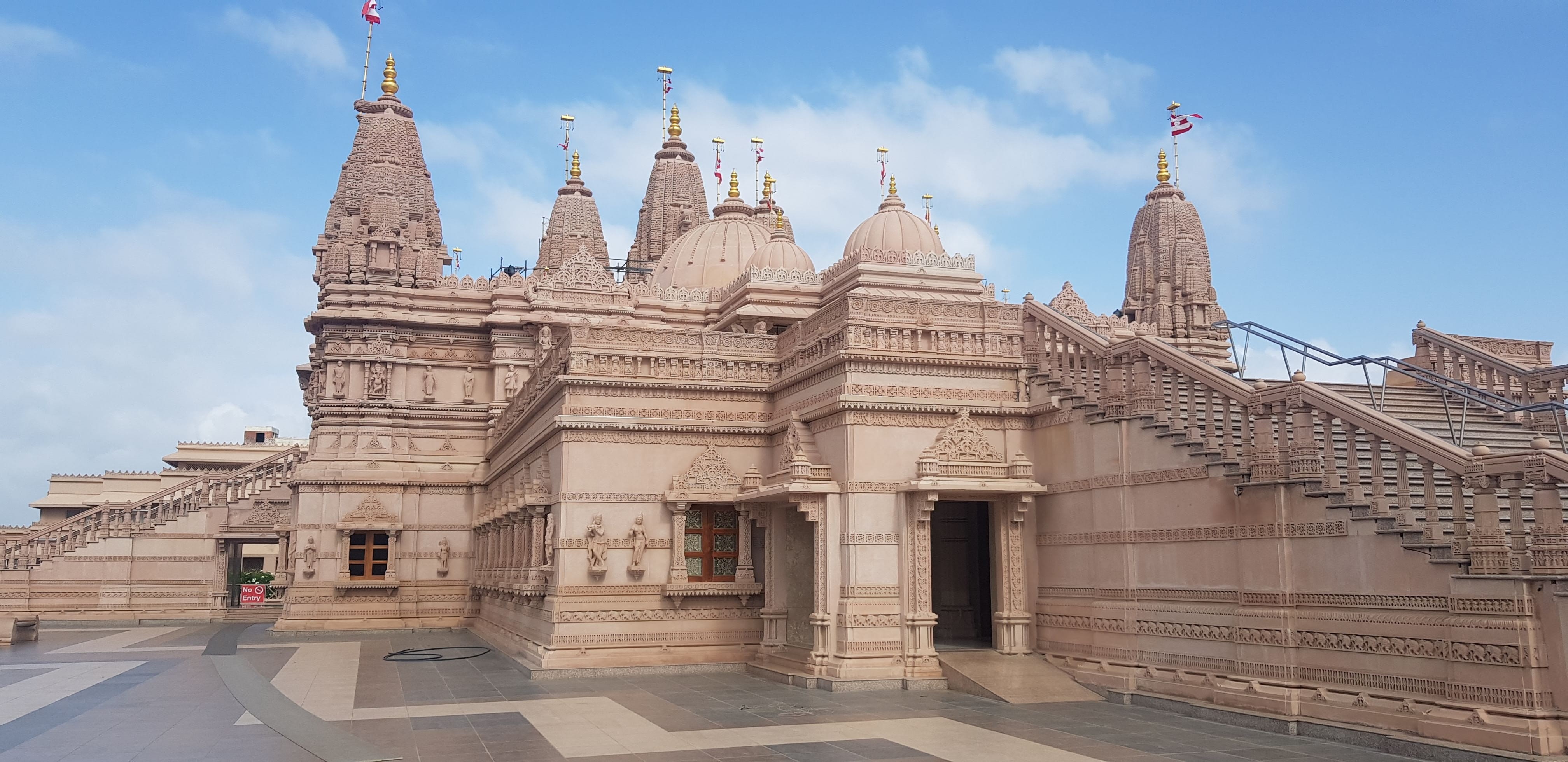 building, india, built structure, cloud - sky, outdoors, worship, day, travel destinations, spirituality, religion, carving, architectural column, building exterior, HD Wallpaper