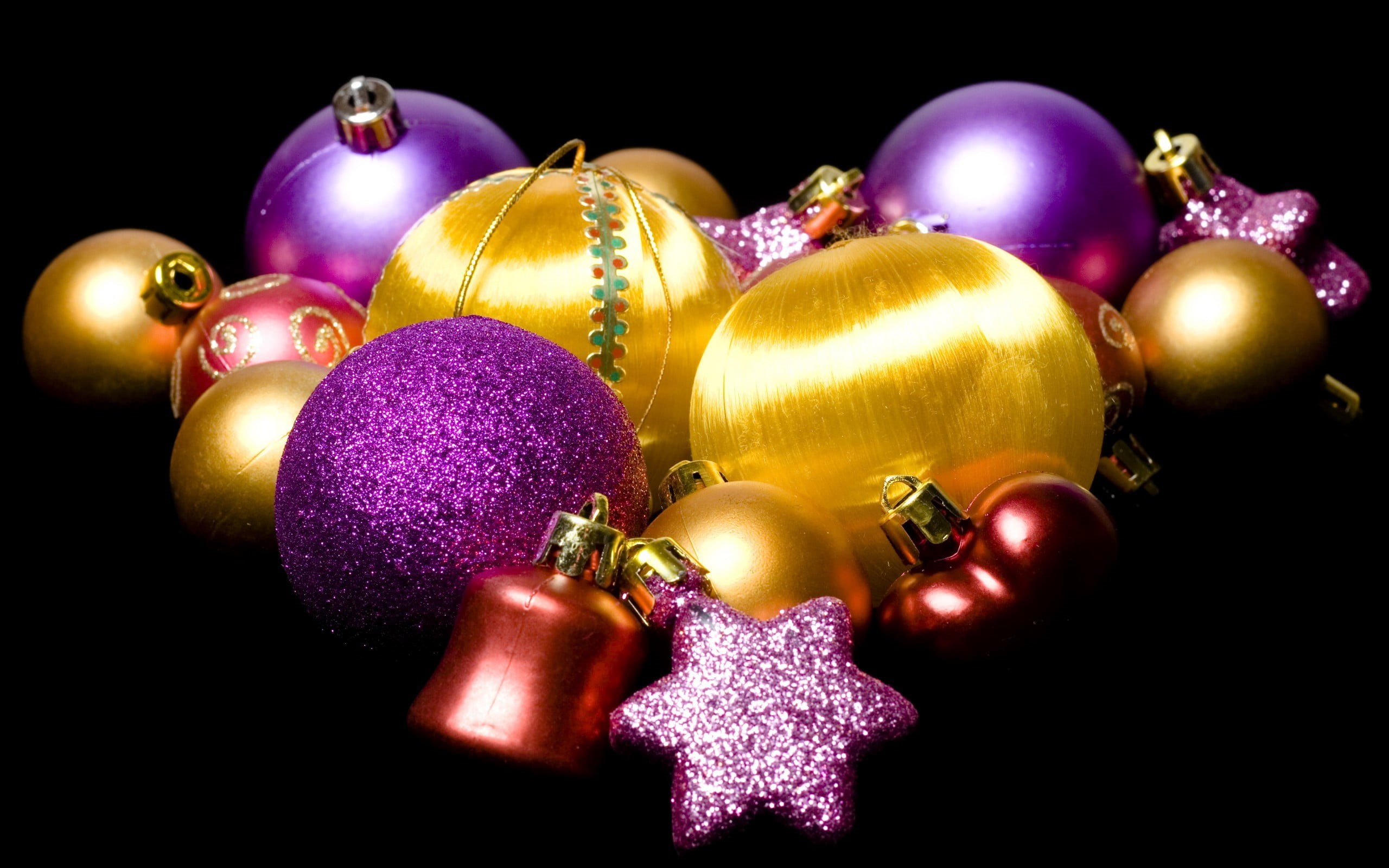 bracelets, black background, decoration, christmas ornament, Christmas, gold colored, shape, beaded, purple, still life, shiny, pink, indoors, no people, HD Wallpaper