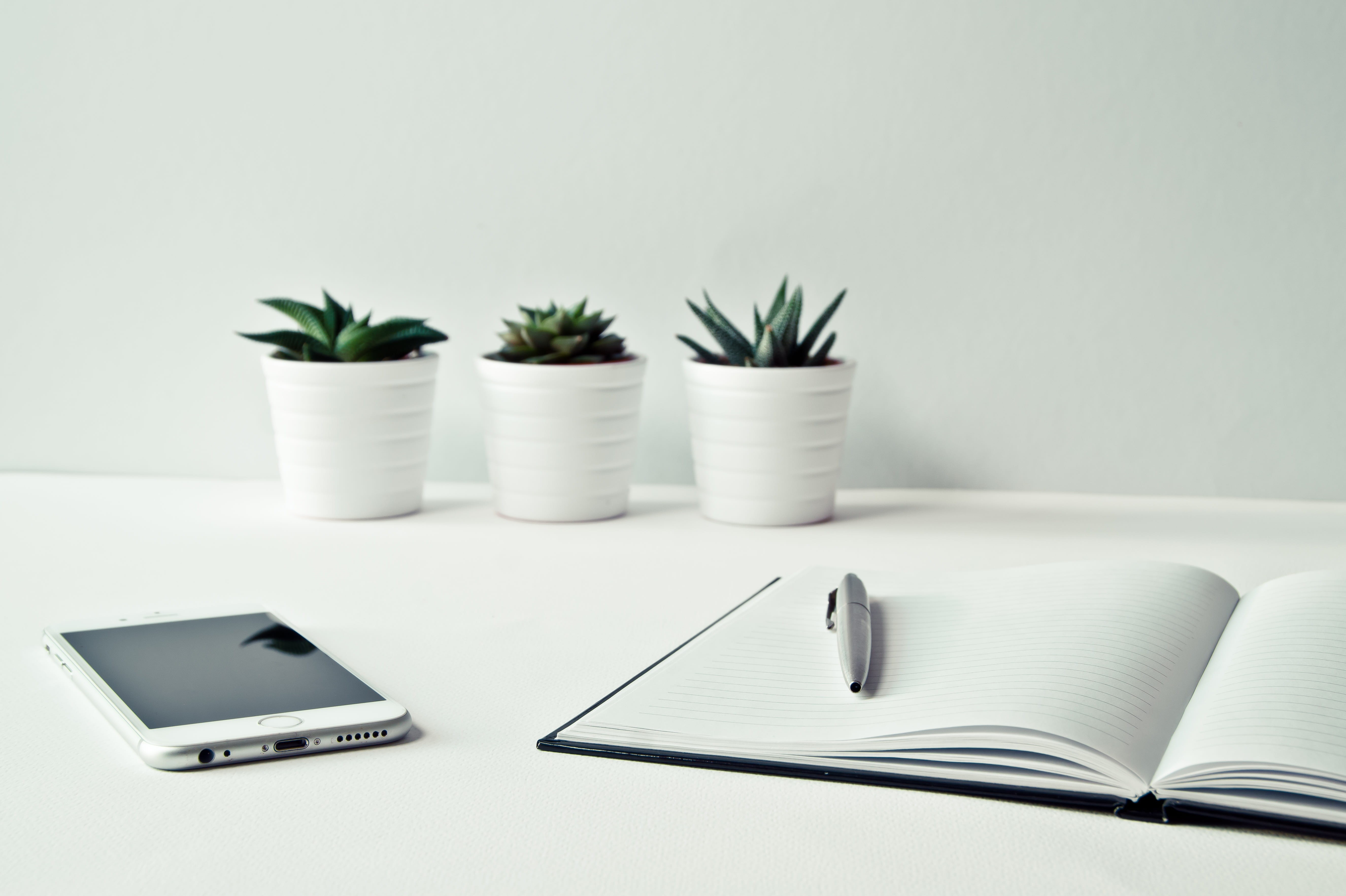white, 5K, pencil, internet, background, company, studio shot, communication, office, open, publication, note pad, android, still life, scripture, no people, HD Wallpaper
