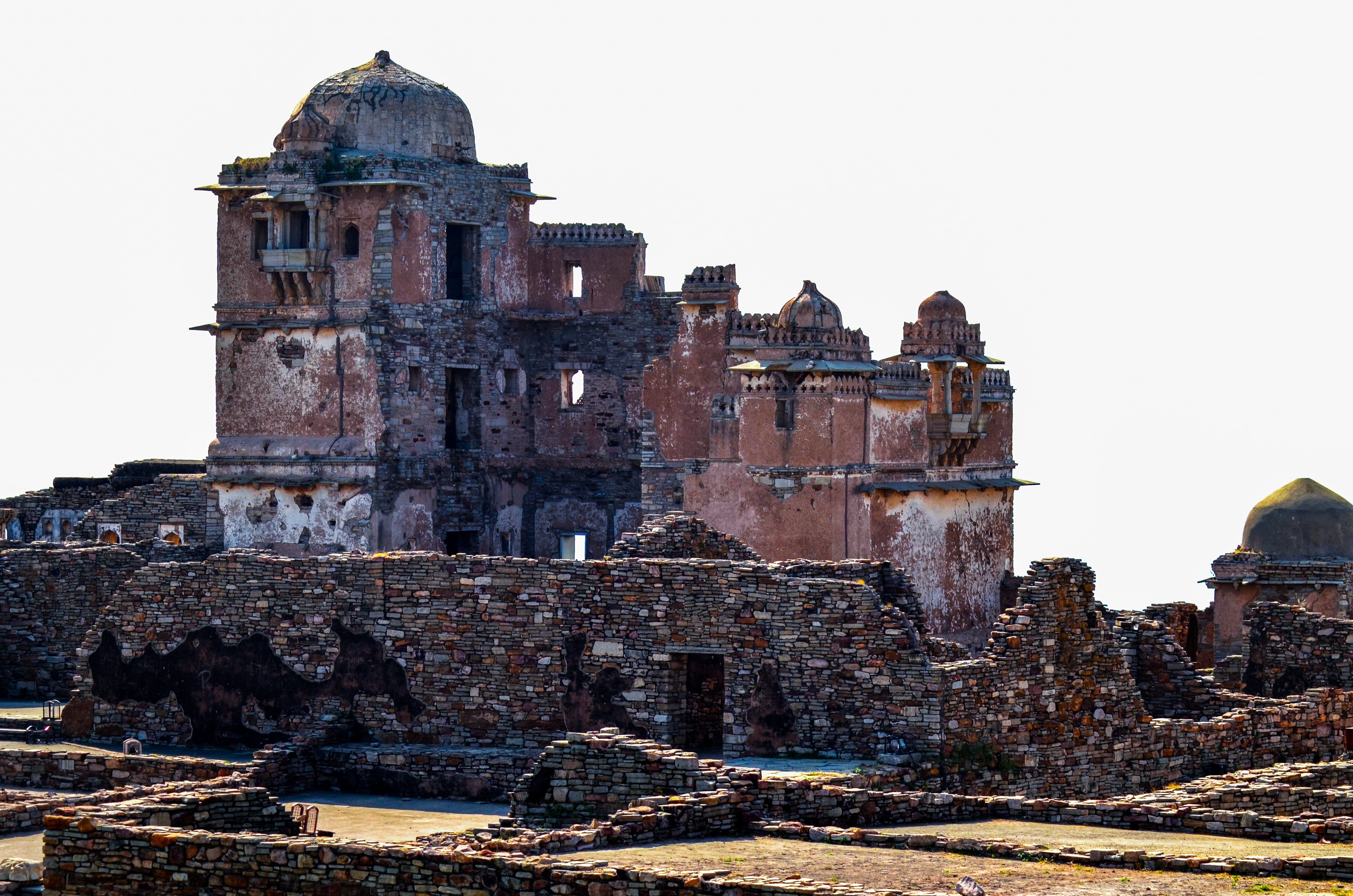 no people, chitargarh, building exterior, mughal, kumbha, ancient, travel destinations, historic, built structure, temple, hinduism, outdoors, landscape, HD Wallpaper