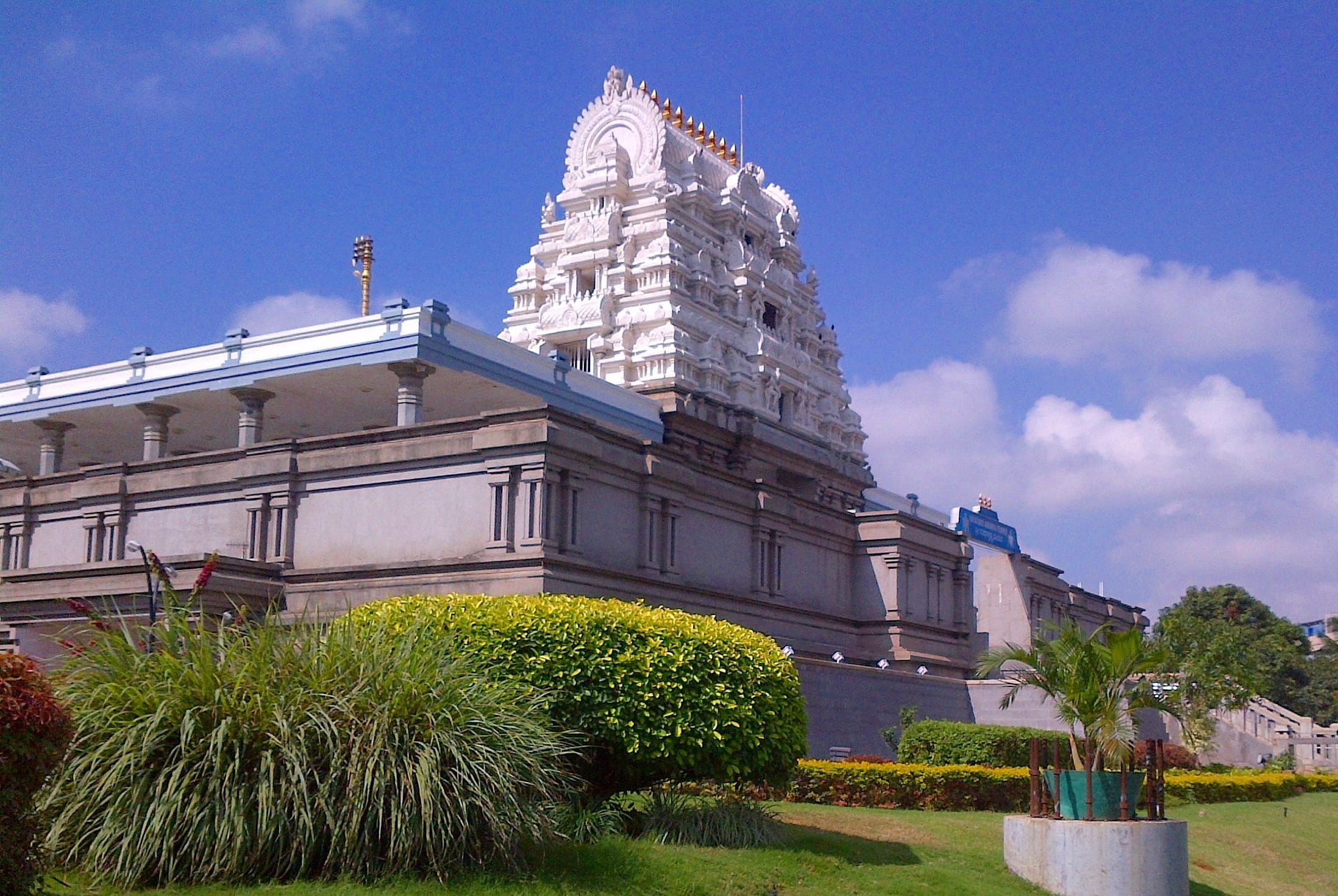 tourism, luxury, built structure, grass, cloud - sky, no people, Hindu, Temple, tree, low angle view, sky, krishnaism, architecture, day, bangalore, temple, HD Wallpaper