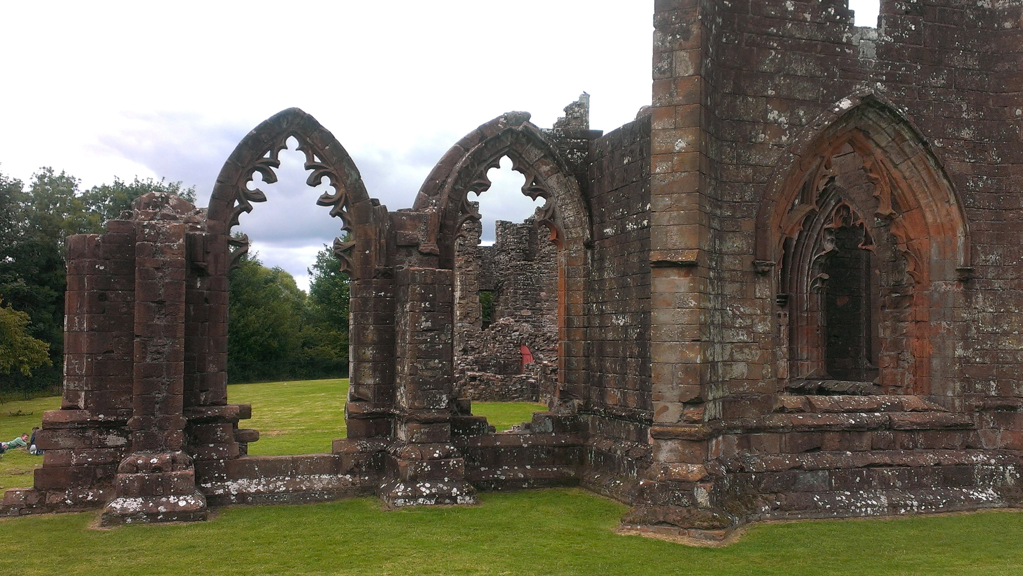 sky, travel destinations, damaged, church ruins, arch, abbey, no people, decay, old building, nature, outdoors, arches, day, the past, stones, masonry, HD Wallpaper