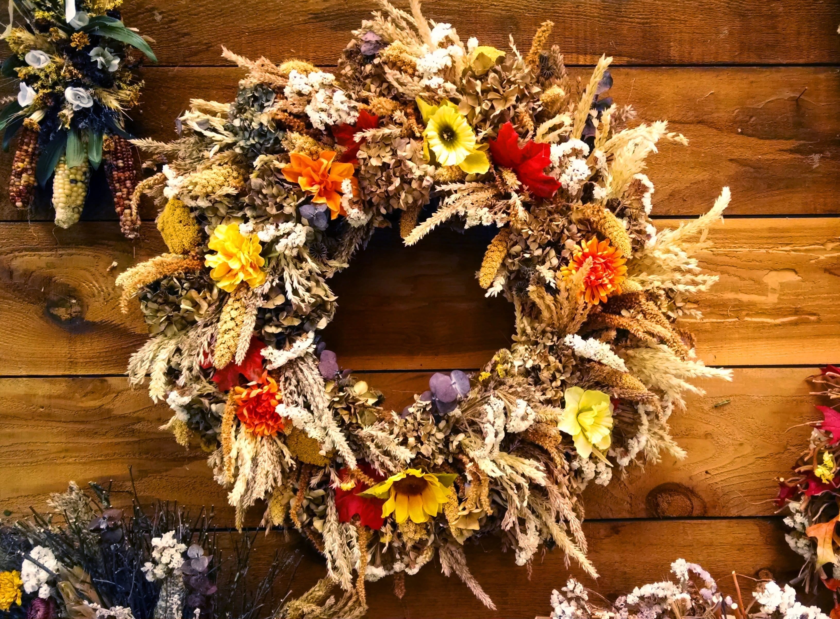 2K, christmas ornament, art and craft, natural, floral garland, season, decoration, christmas, indoors, fall, yellow, flower, plant, nature, representation, HD Wallpaper