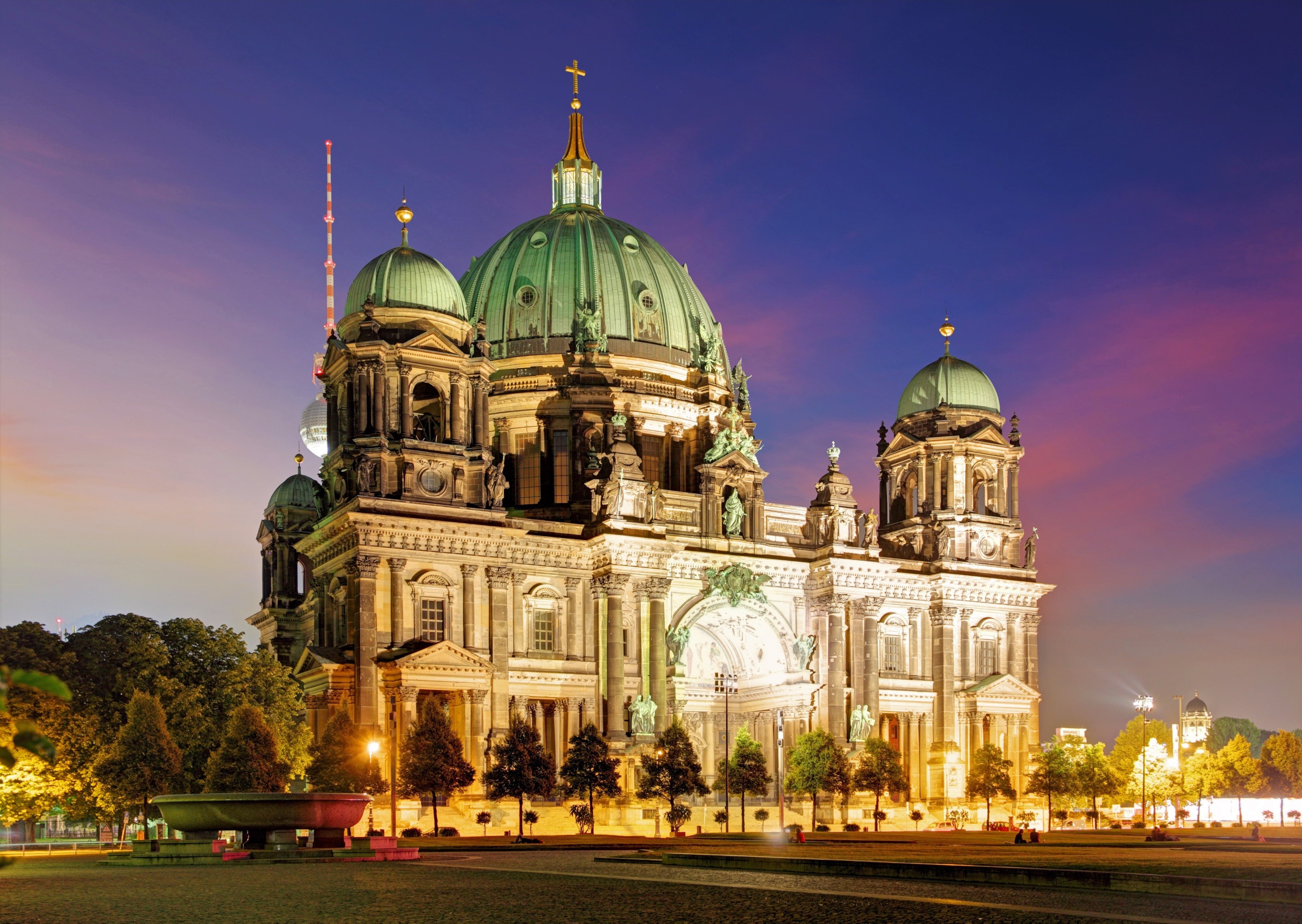 religion, 4K, berlin cathedral 4k  hd   download, travel, spire, travel destinations, built structure, nature, illuminated, sky, night, city, building exterior, HD Wallpaper
