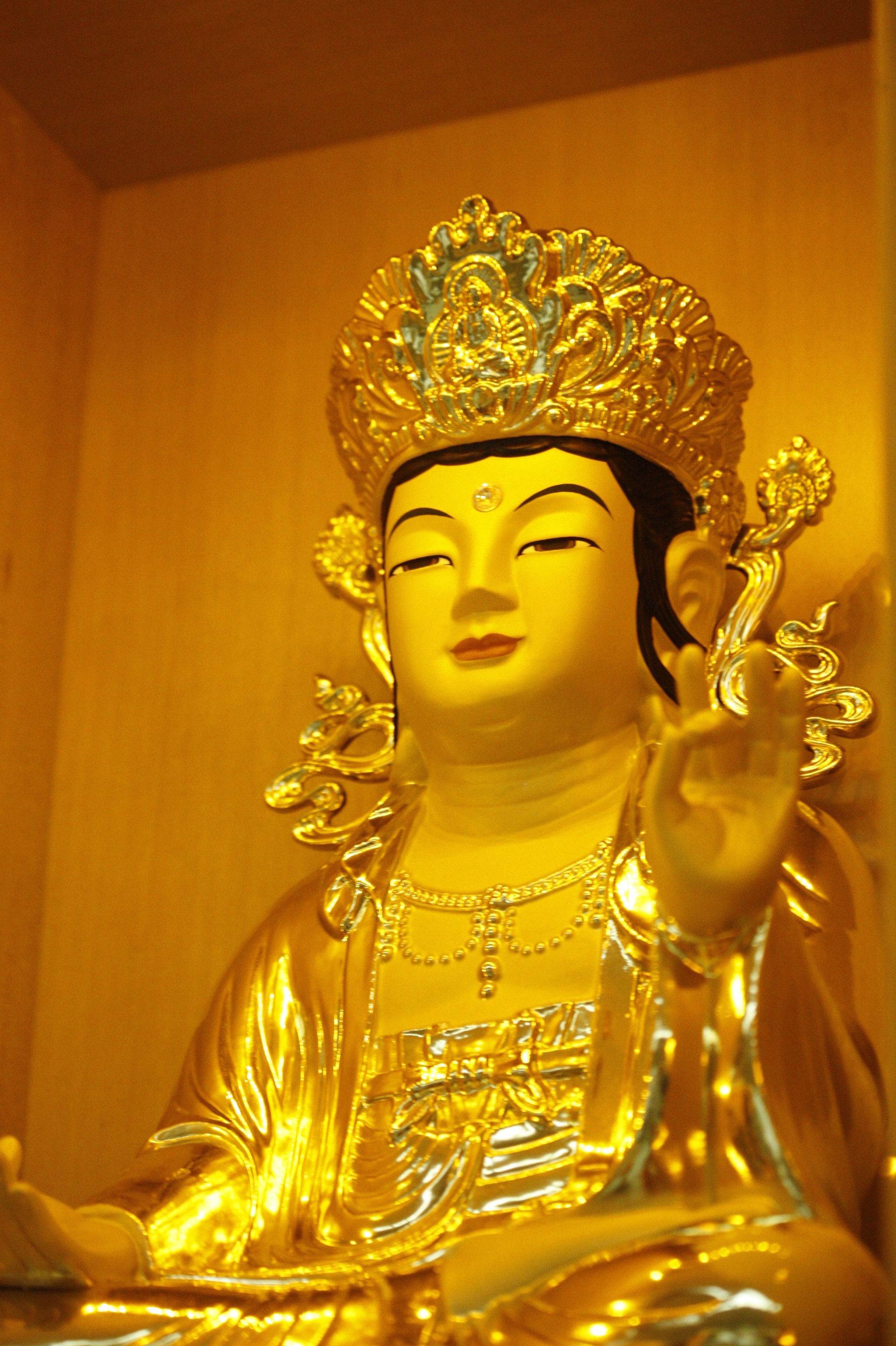 warranty corp, 2K, male likeness, buddha, indoors, close-up, belief, art and craft, creativity, guan yin, idol, tube materials bodhisattva, representation, Phone HD Wallpaper