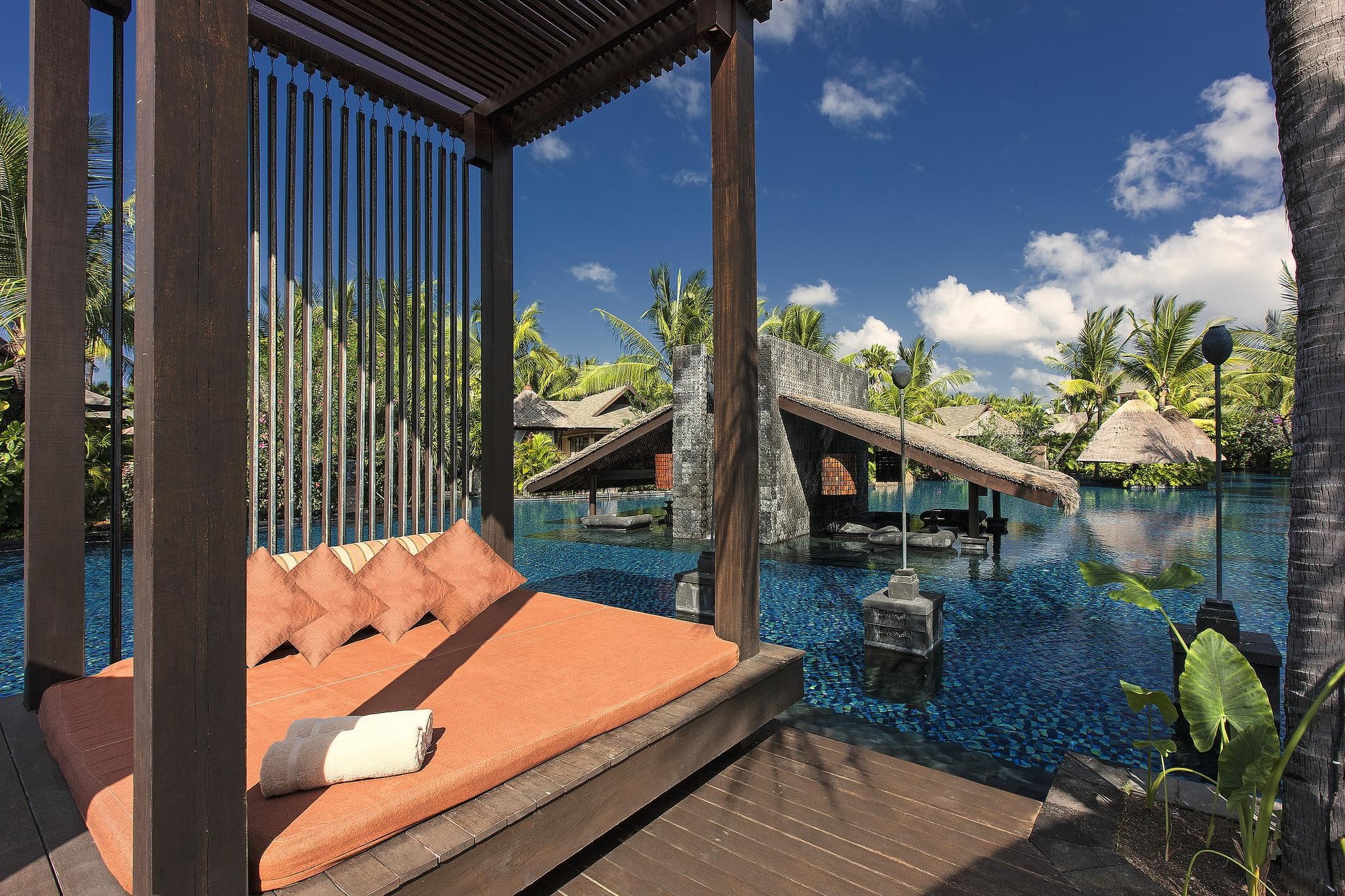 island, resort, 1080P, lounger, tropical, single, relax, orange, exotic, pool, mattress, paradise, luxury, hotel, islands, water, swimming, HD Wallpaper