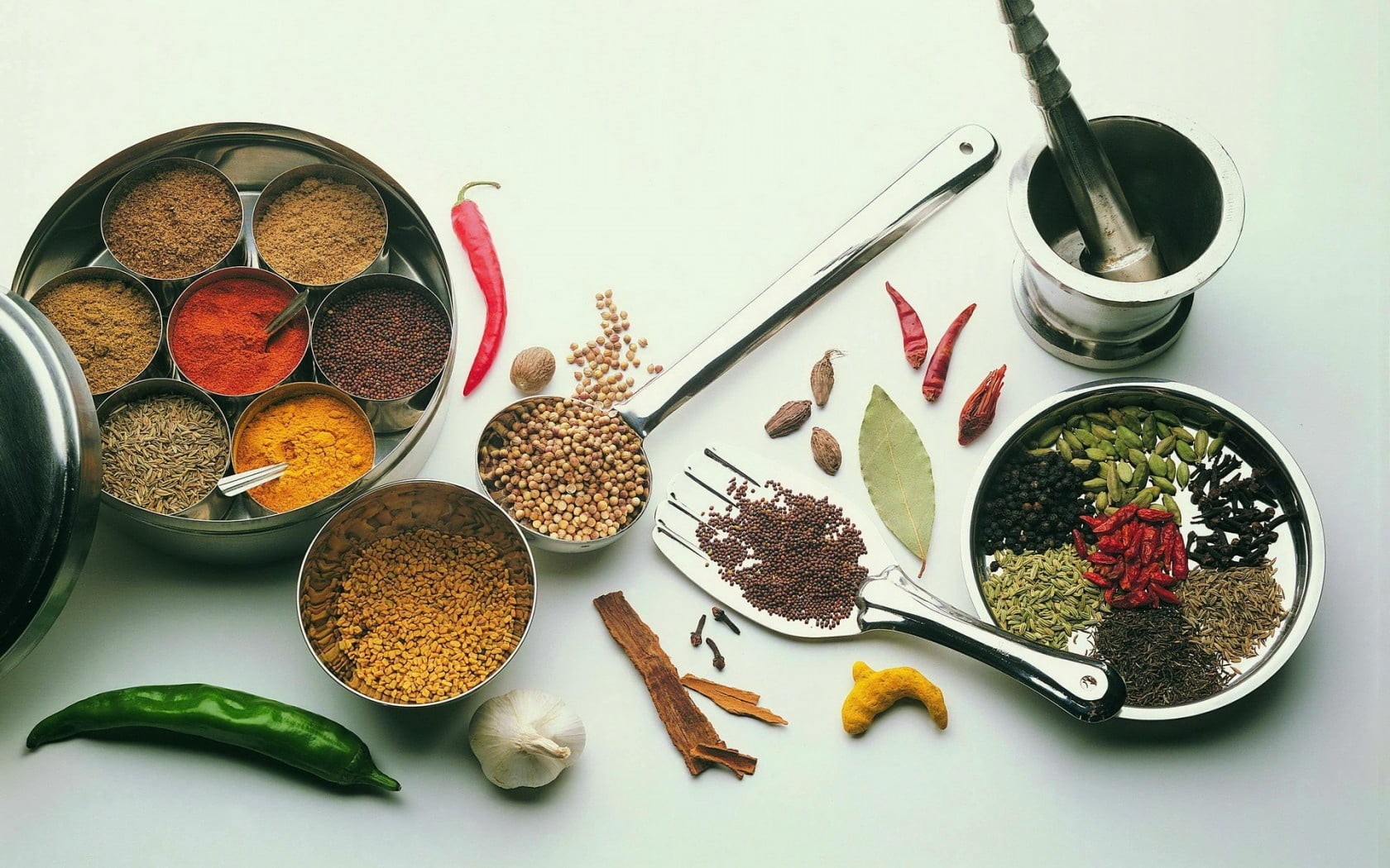 bay Leaf, cooking, variation, organic, seasoning, cardamom, chili Pepper, ingredient, close-up, paprika, wellbeing, garlic, rosemary, coriander Seed, allspice, HD Wallpaper