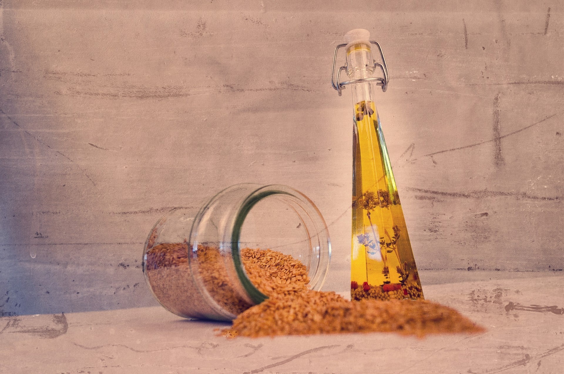 metal, sesame, day, flavor, oil, natural, clear, bottle, sand, condiment, spice, sunlight, diet, container, liquid, organic, table, healthy, canvas, aroma, HD Wallpaper