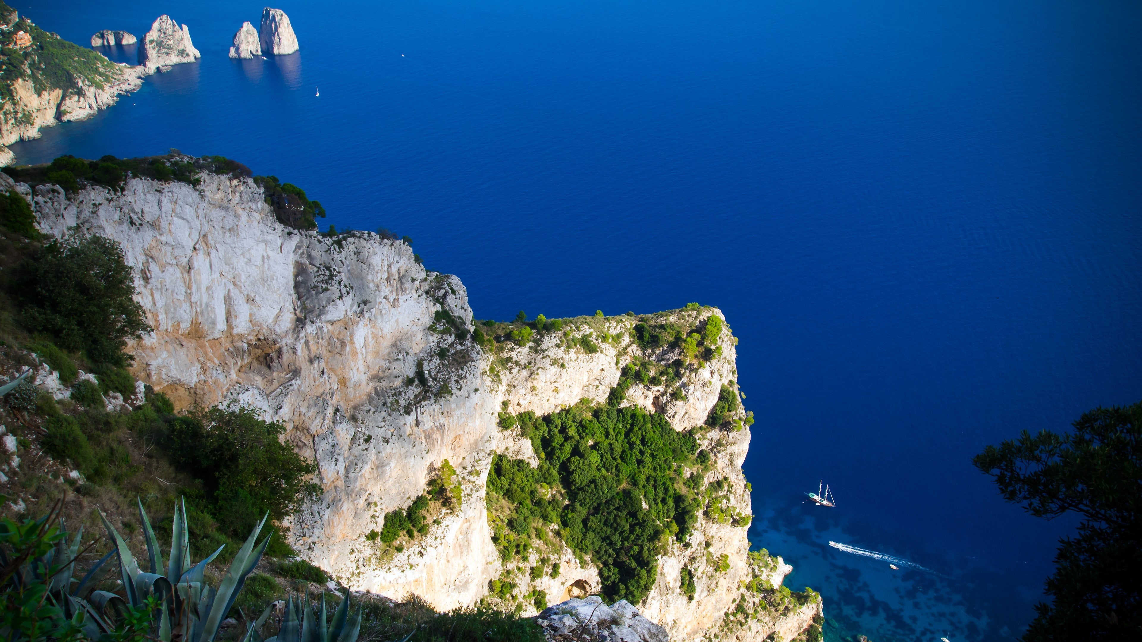 promontory, tourism, summertime, 4K, italy, tyrrhenian sea, blue sea, sea, sky, rock, mountain, water, anacapri, cliff, coast, escarpment, blue water, HD Wallpaper