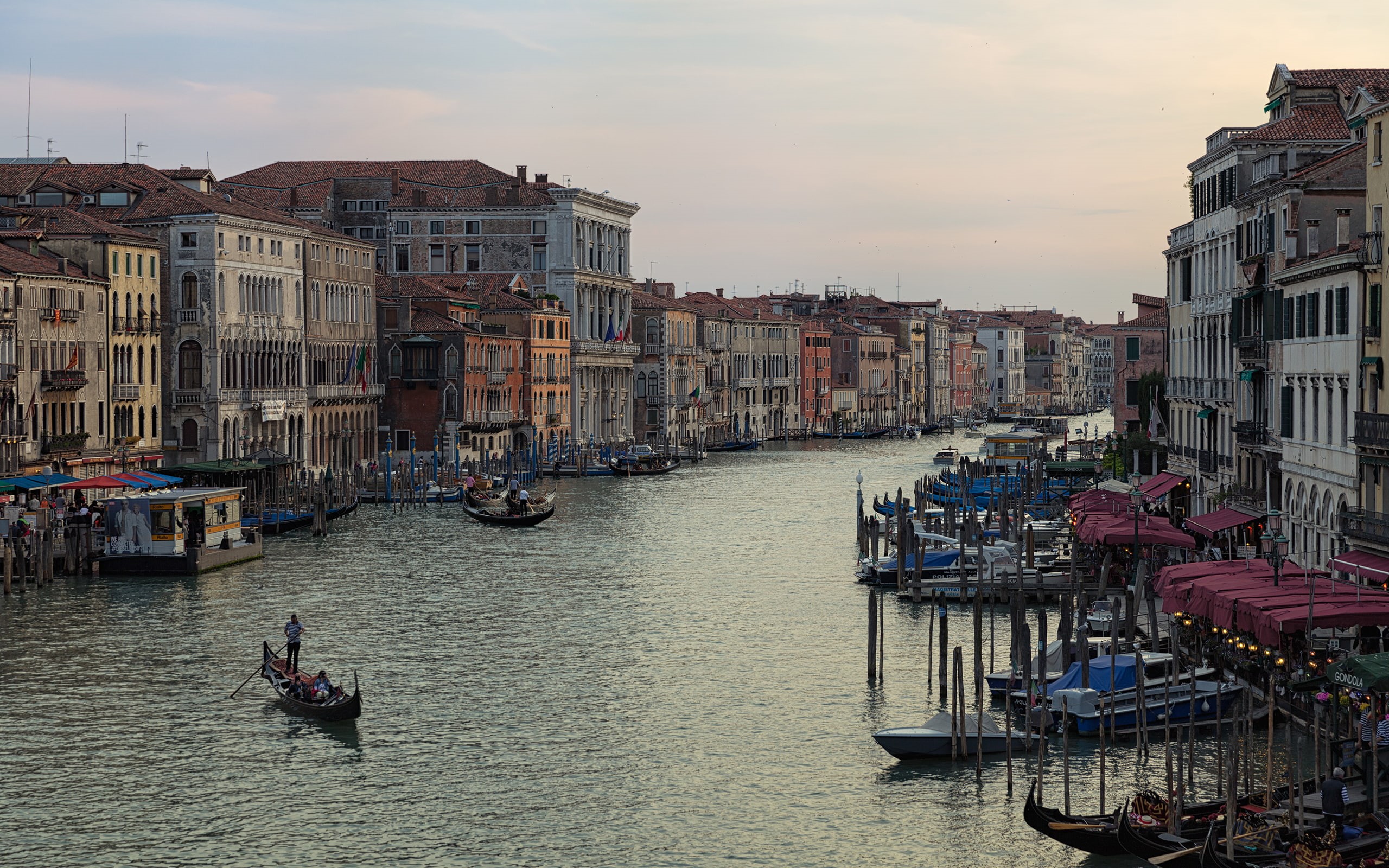 italy, canale, hd, dock, grande, buildings, boats, cityscape, canal, venice, 2K, HD Wallpaper