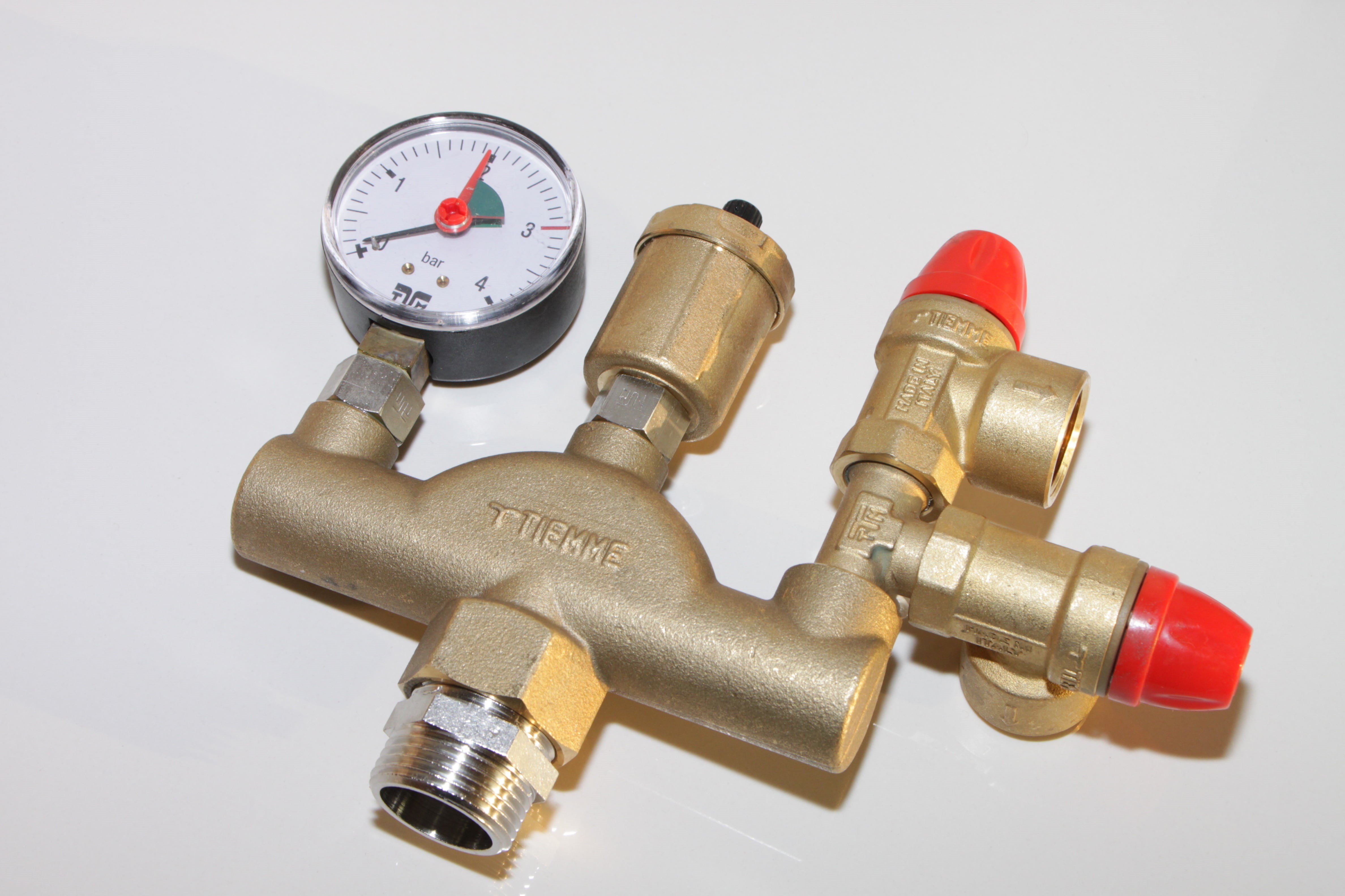 physical pressure, pipe, white background, accuracy, no people, metal, control, gold, clock, equipment, instrument of measurement, gauge, indoors, boiler, HD Wallpaper