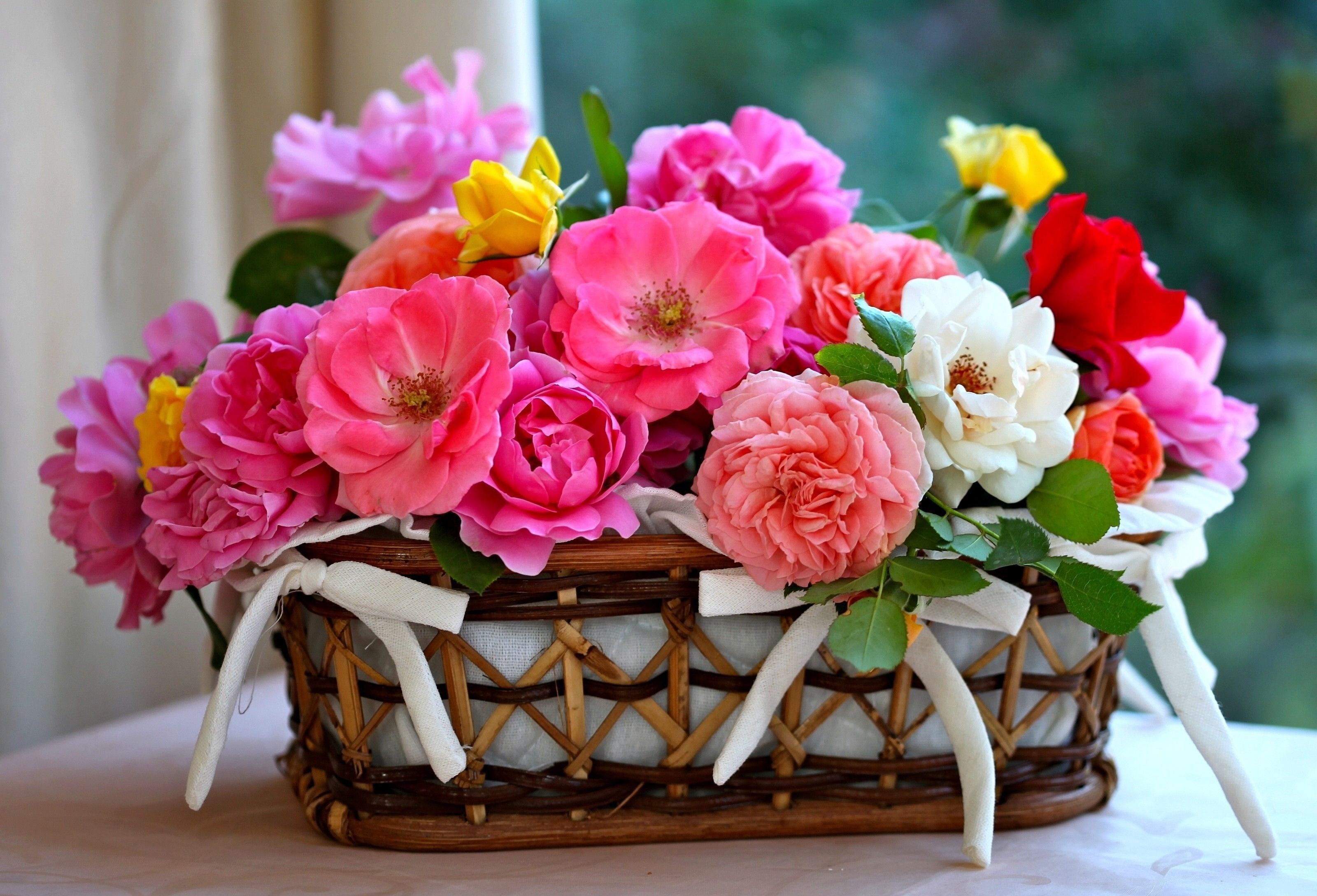 multi Colored, centerpiece, wedding, many, nature, celebration, bunch of flowers, vase, fragility, flower Head, indoors, rose - Flower, shopping, romance, HD Wallpaper