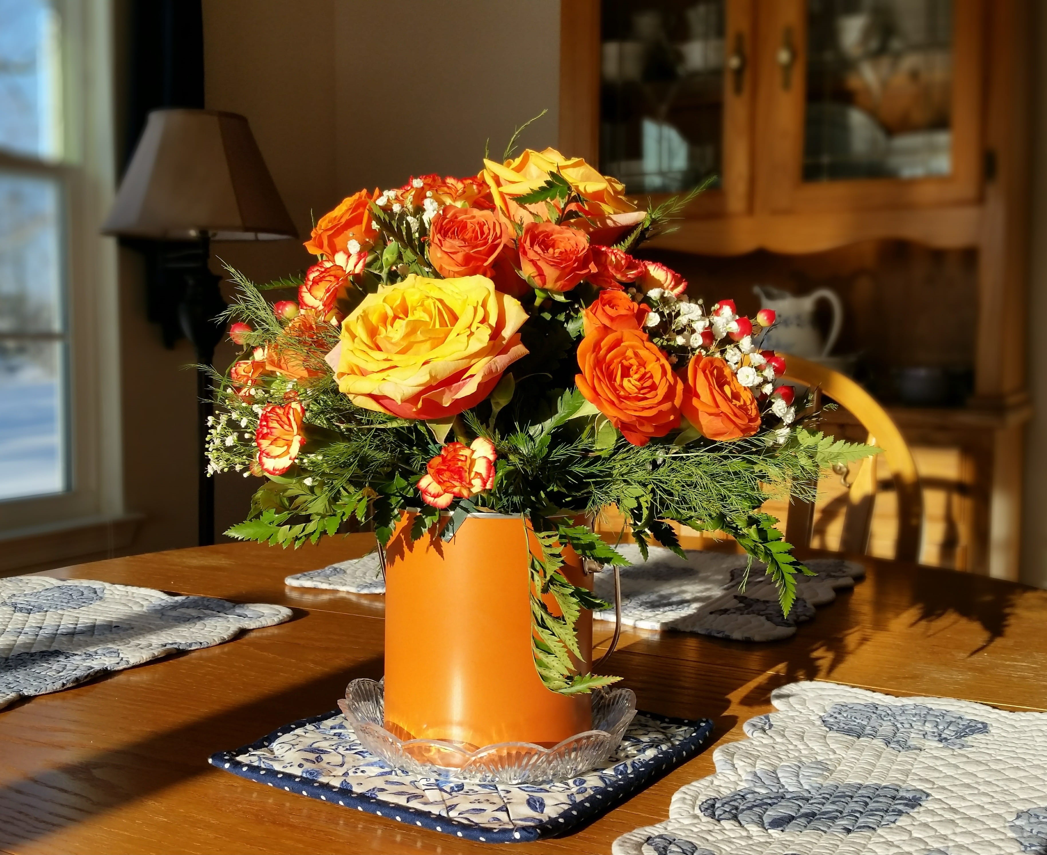 Flowers, table, flower, spring, rose - flower, floral, orange, flower arrangement, romance, no people, colorful, plant, wooden, flowering plant, vulnerability, HD Wallpaper