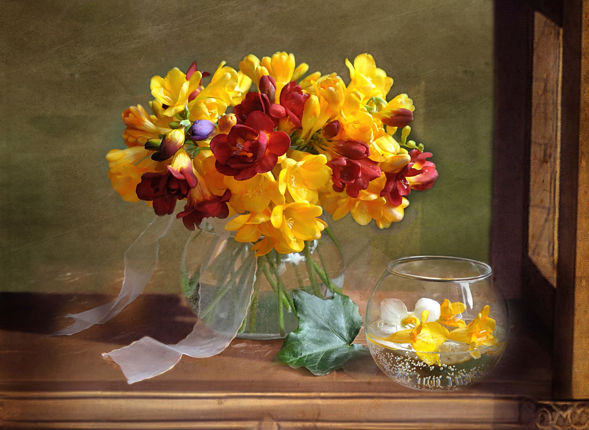 tulip, arrangement, no People, table, plant, freesia, flower, 1080P, flowering plant, petaled, decoration, blossom, freshness, easter, lifes, glass - material, HD Wallpaper