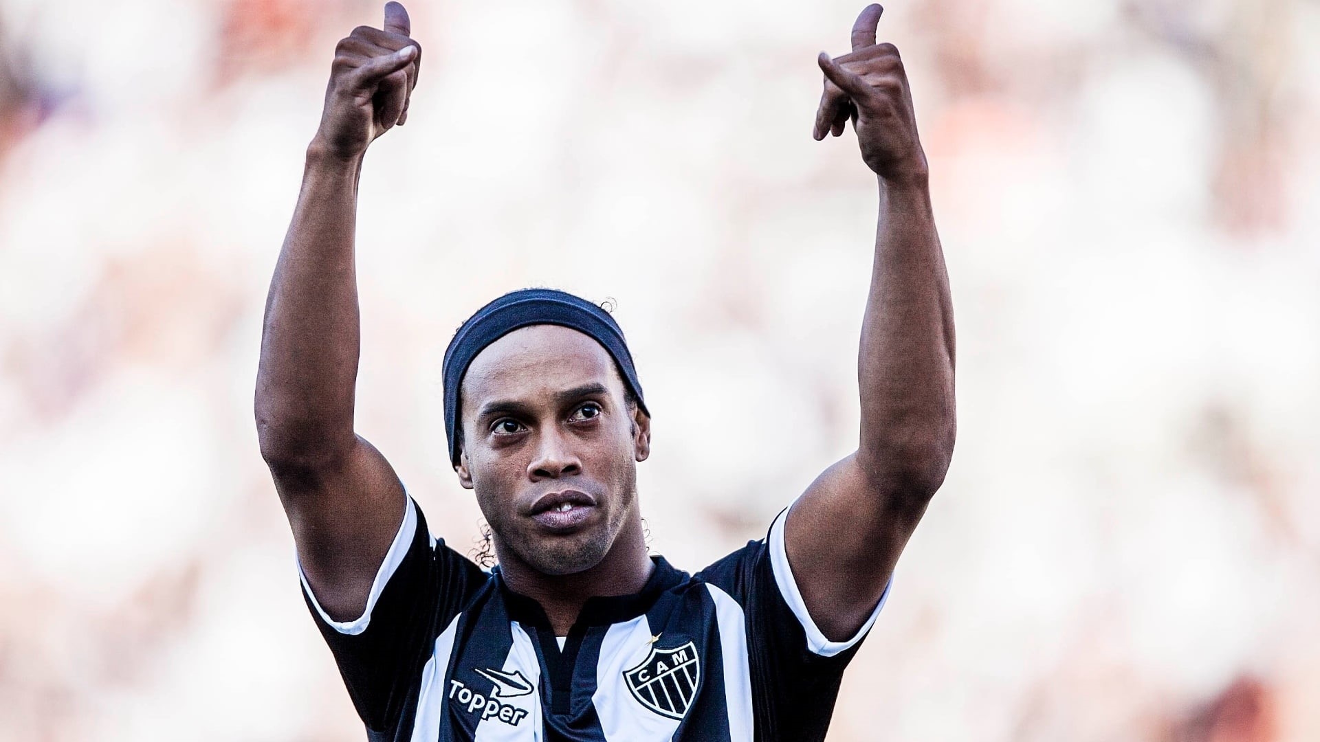 young adult, looking at camera, s, front view, cap, atletico mineiro, sport, adult, one person, human limb, Ronaldinho, human body part, achievement, portrait, HD Wallpaper