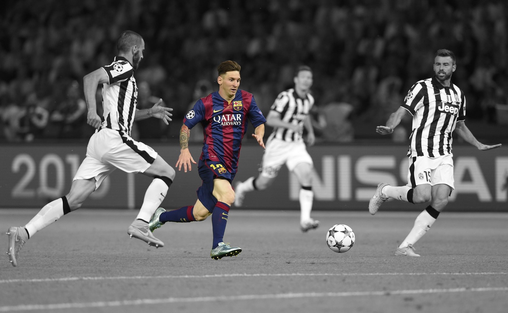 Andrea Barzagli, adult, healthy lifestyle, running, selective coloring, sport, FC Barcelona, effort, Leo Messi, ball, lifestyles, teenage boys, exercising, HD Wallpaper
