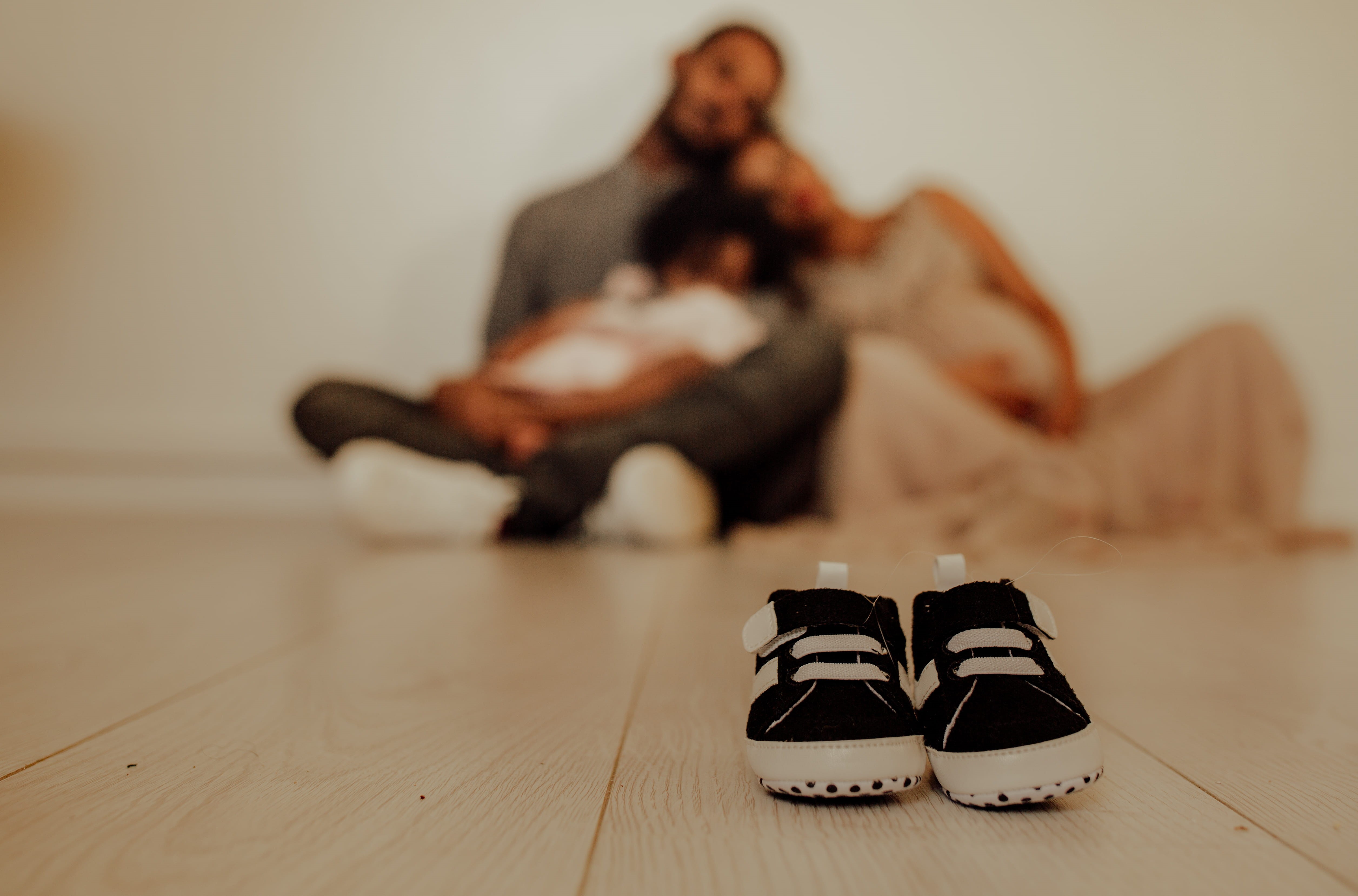 full length, clogs, matrunity, high heels, home interior, clothing, one person, person, black, flooring, wood, sneaker, hairstyle, hardwood, newborn, focus on foreground, HD Wallpaper