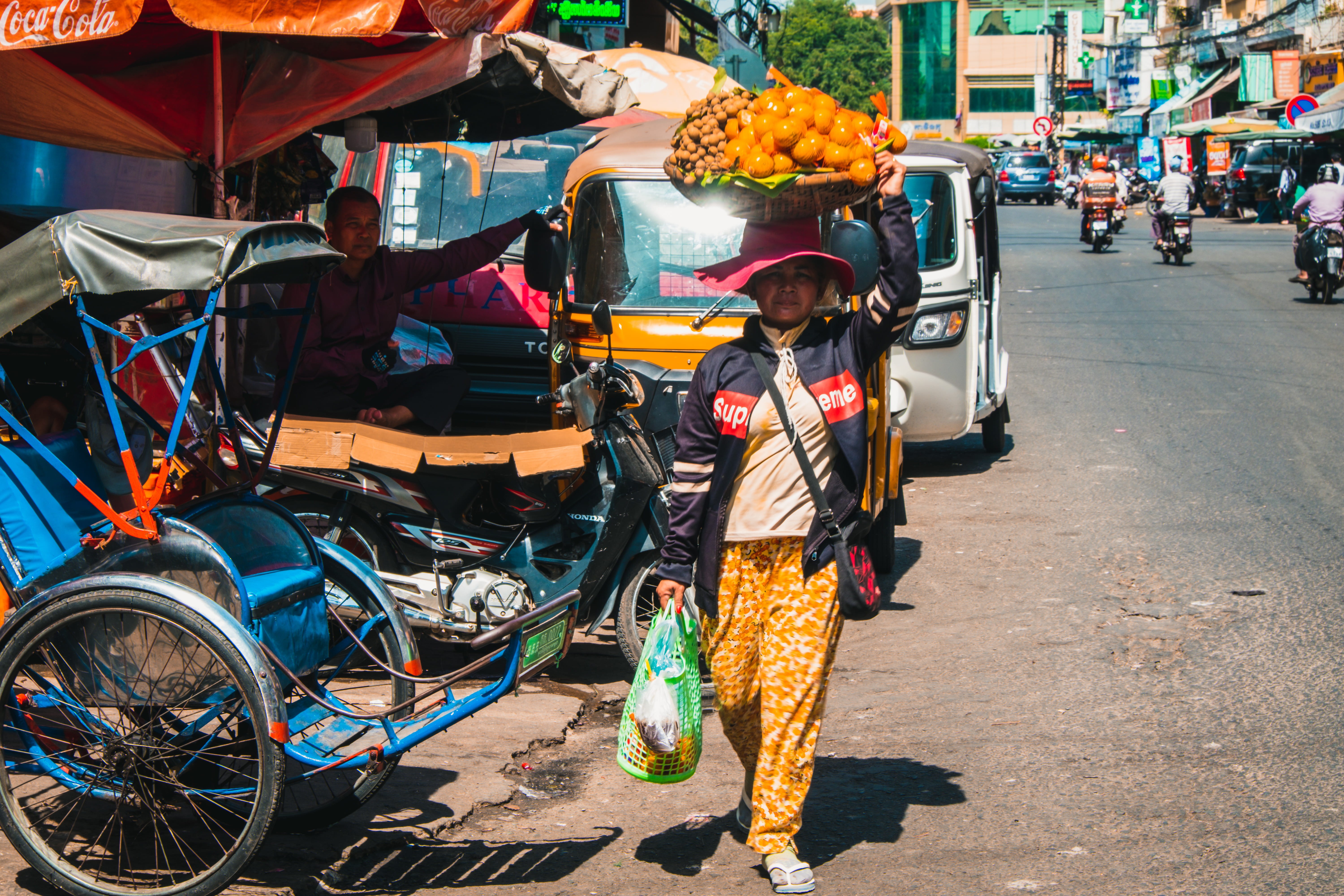 transportation, city, woman, metropolis, car, people, human, land vehicle, wheel, men, market, sunlight, basket, rear view, vehicle, retail, jinrikisha, HD Wallpaper