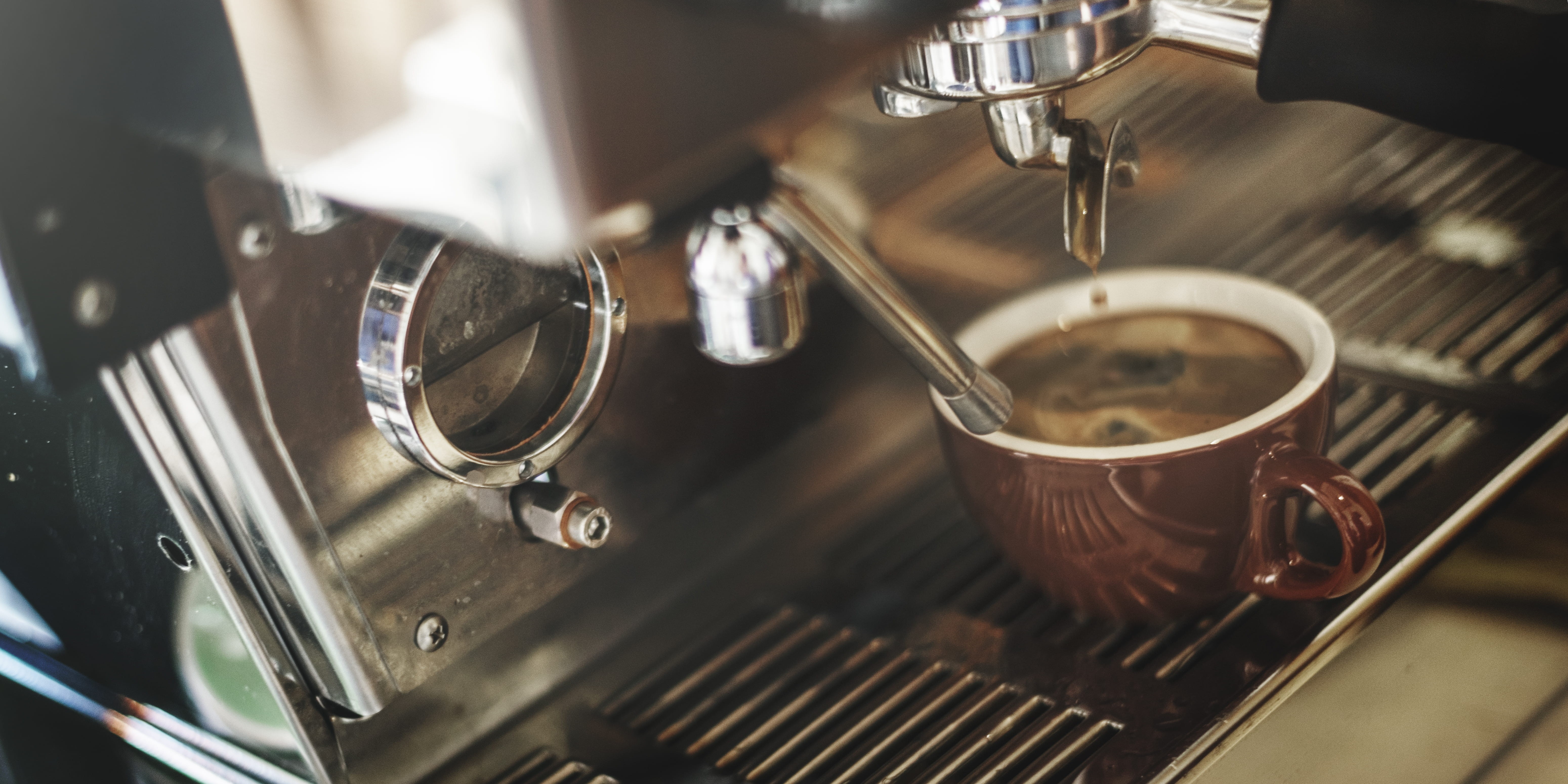 5K, service, stove, close-up, occupation, cafe, barista, attractive, red, appliance, food and drink, industry, cafeteria, job, technology, food, drink, HD Wallpaper
