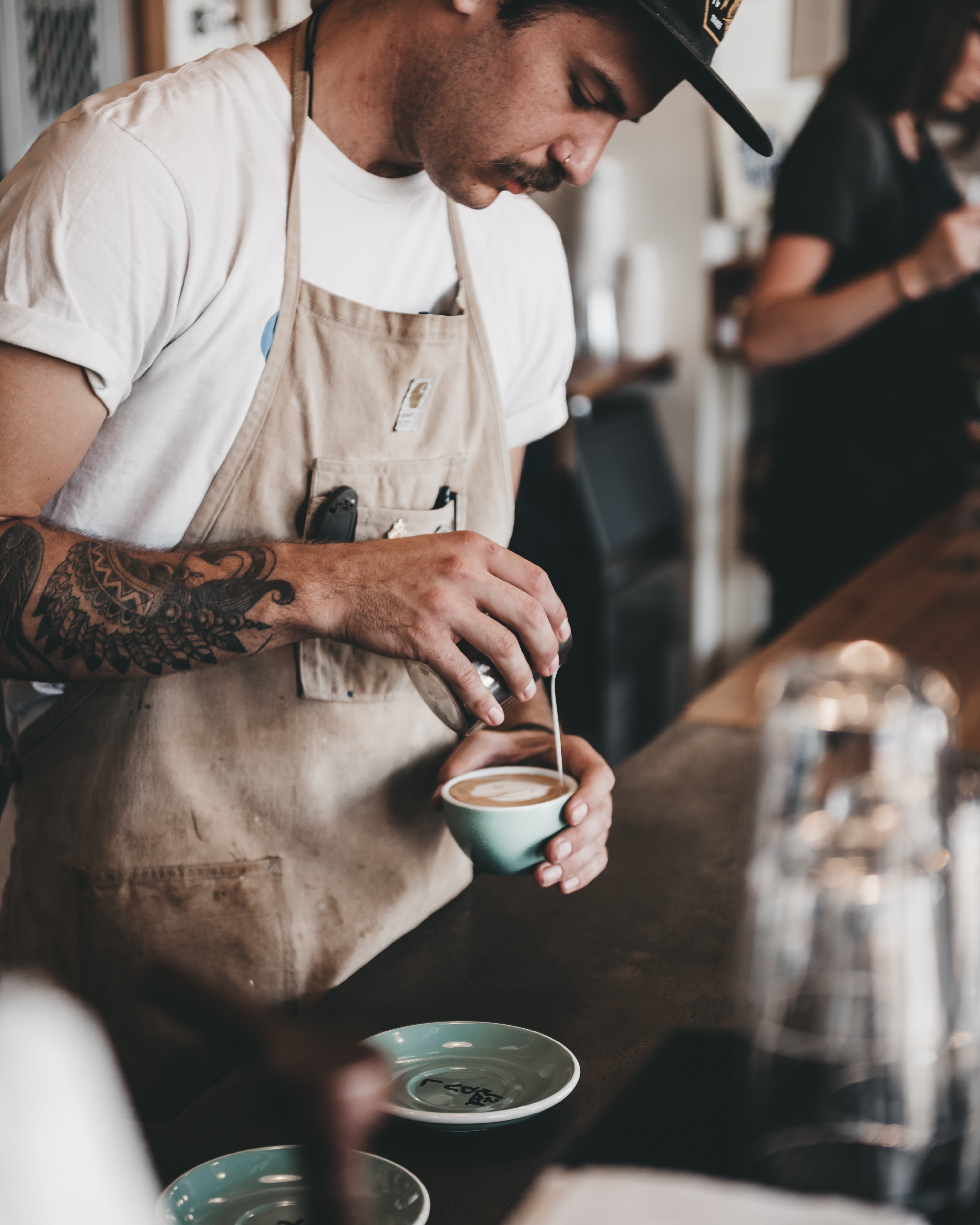 coffee, coffee - Drink, latte art, cafe, barista, pouring, caffeine, cappuccino, males, looking, young Men, human Hand, cup, 4K, occupation, men, real People, Phone HD Wallpaper
