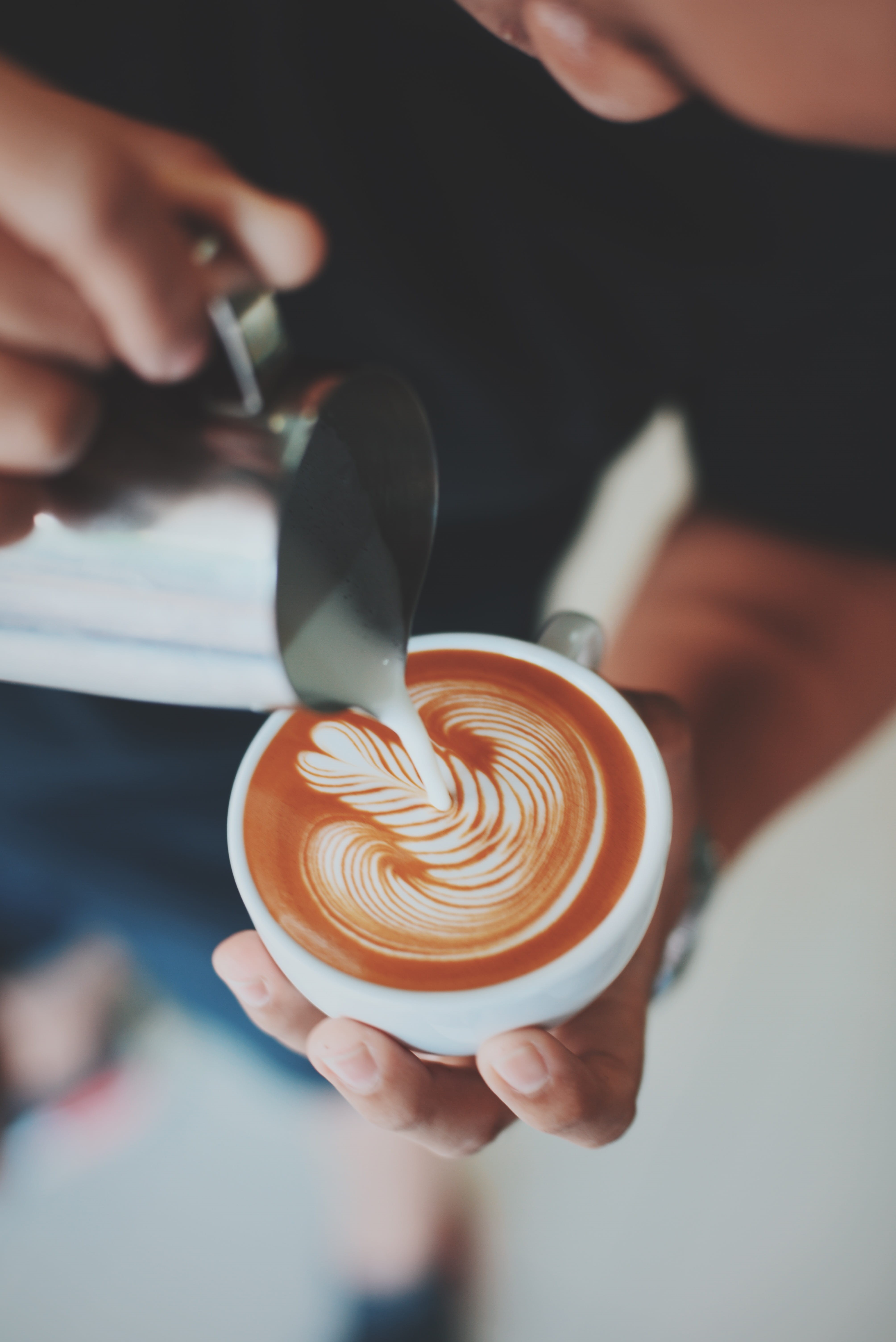 5K, human hand, person, hot drink, service, art, coffee cup, cappuccino, human body part, drink, professional, real people, indoors, focus, mug, holding, Phone HD Wallpaper