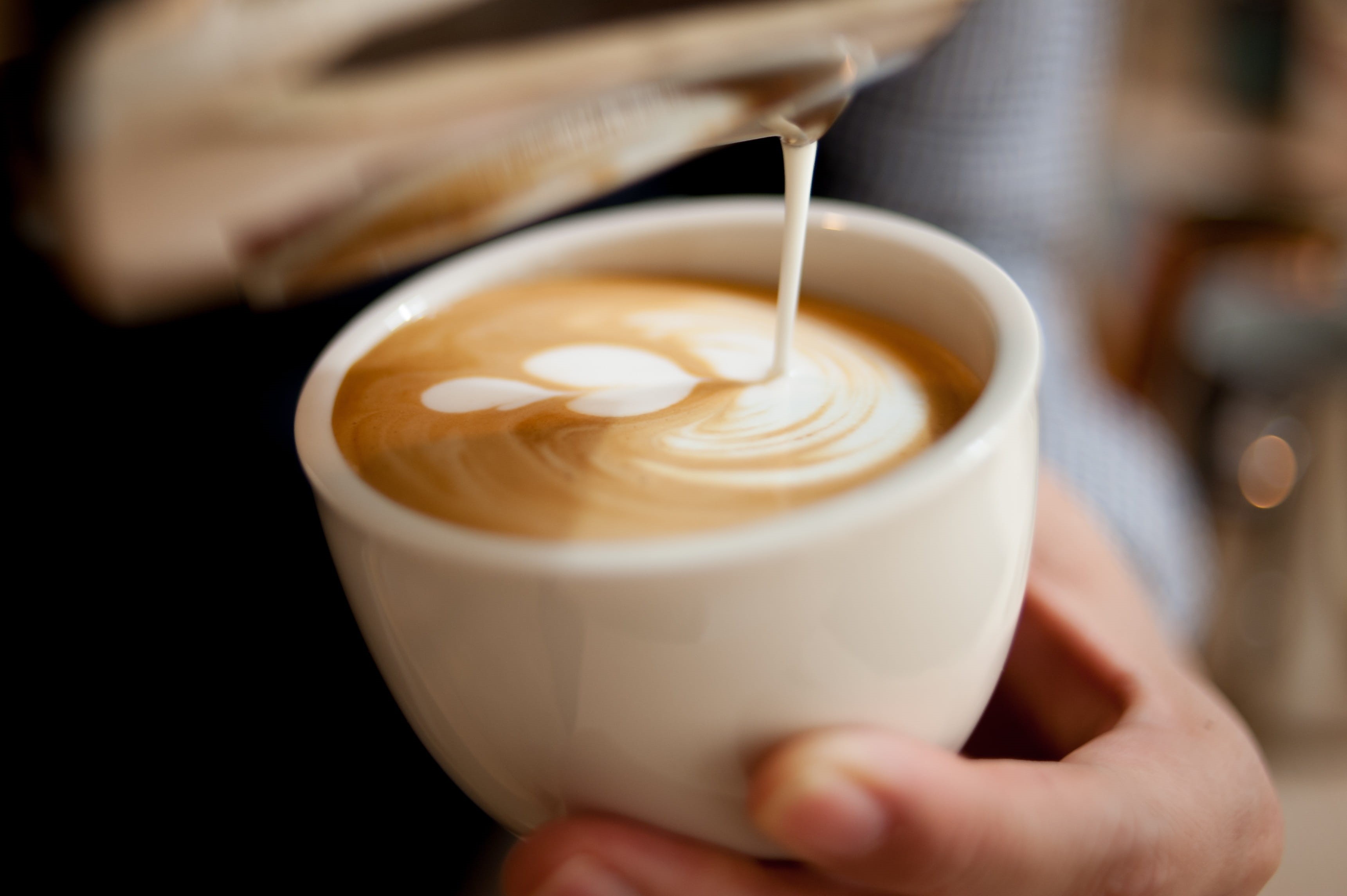 food and drink, 2K, refreshment, dairy product, espresso, cappuccino, Coffee, Cafe Latte, barista, pouring, mocha, art, caffeine, heat - Temperature, coffee - Drink, HD Wallpaper