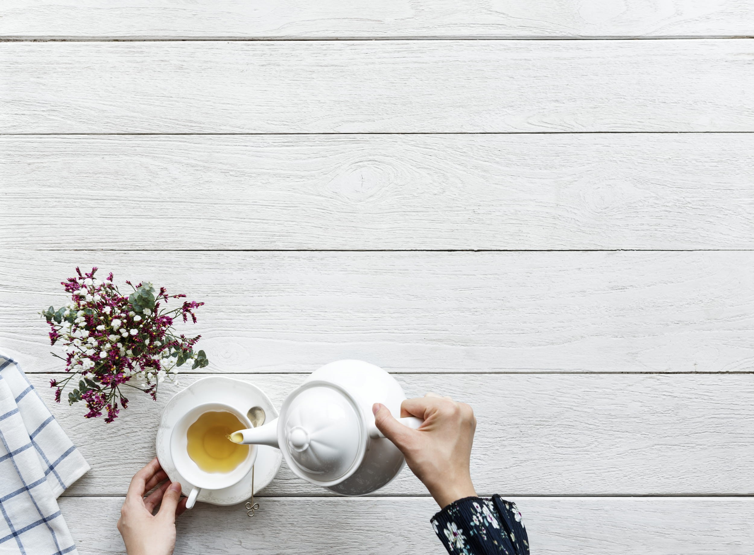 freshness, pot, hot drink, lifestyle, drink, relaxation, hand, brewed, aerial, routine, flatlay, body part, cup, saucer, pretty, beverage, background, one person, HD Wallpaper