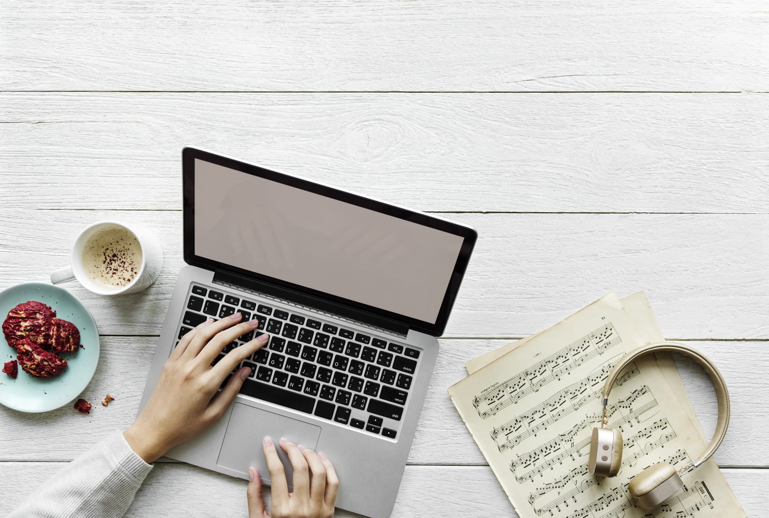 flatlay, wood - material, food, entertainment, coffee, portable information device, adult, design space, communication, desk, device, daily, internet, computer, HD Wallpaper