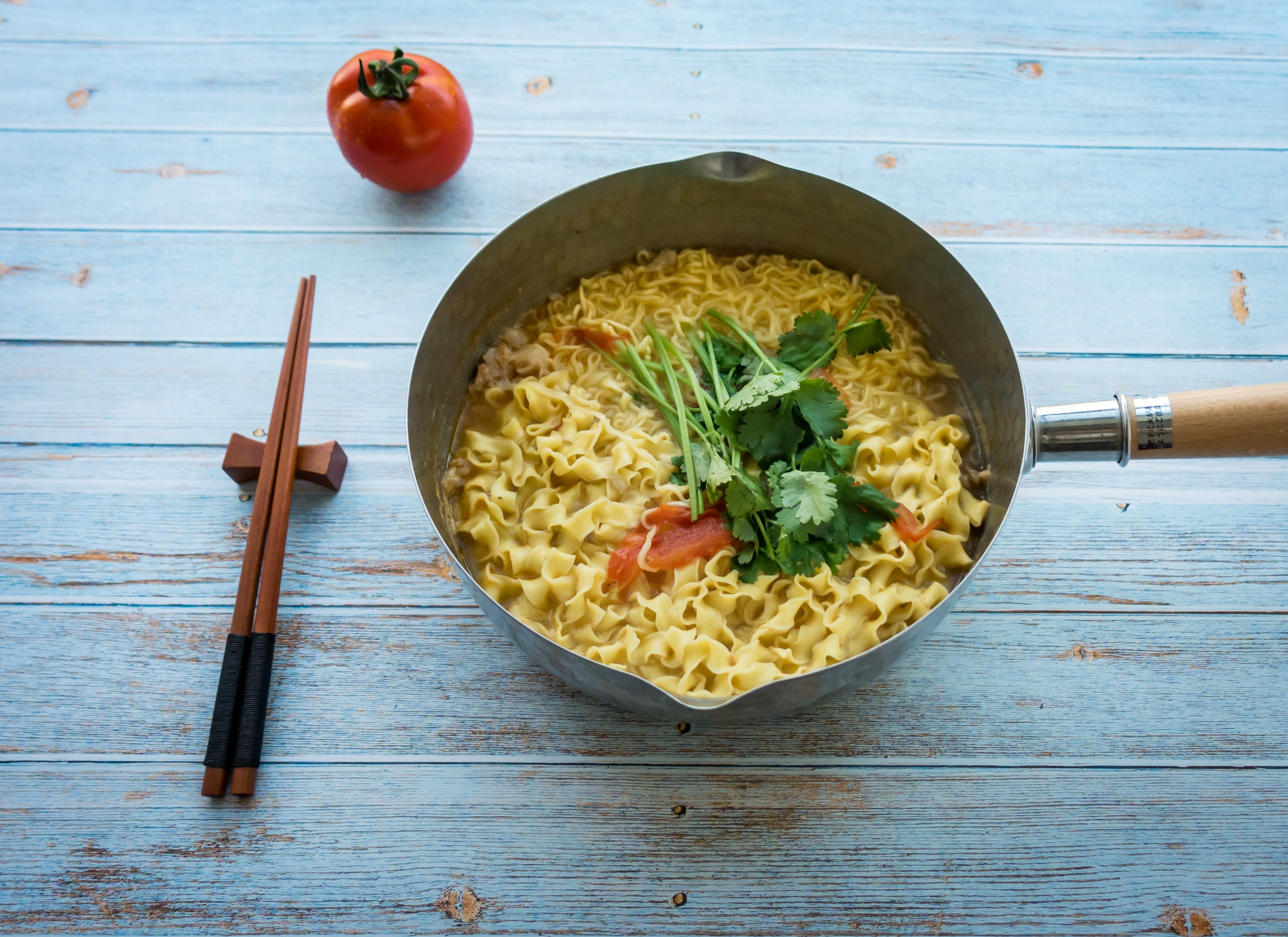 pasta, food, 4K, healthy eating, freshness, still life, crockery, chopsticks, tomato, table, no people, vegetable, kitchen utensil, ready-to-eat, surface, HD Wallpaper