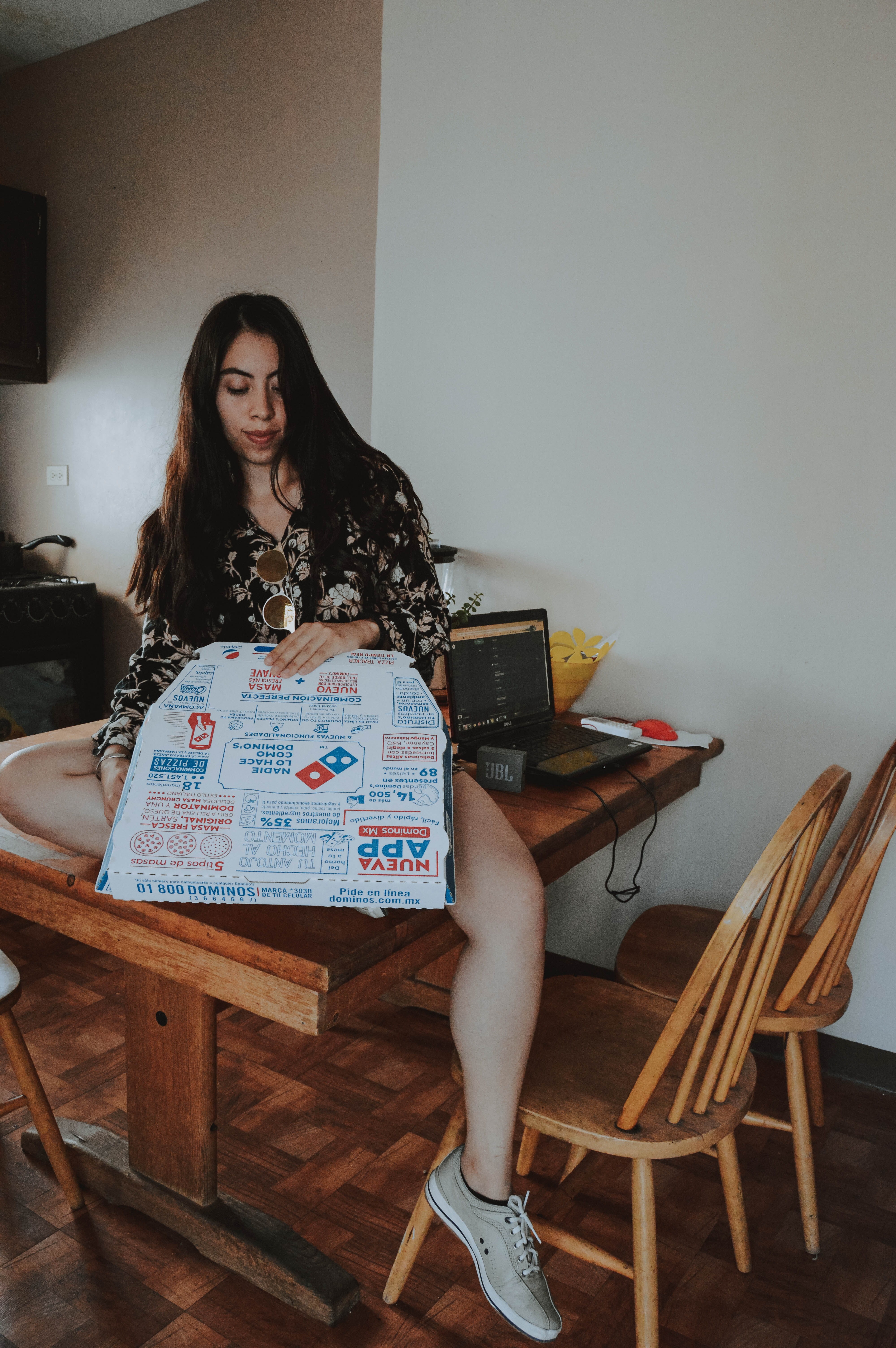 dominoes, room, women, holding, leisure activity, using laptop, girl, young women, wooden table, sitting, person, home interior, beautiful woman, pretty, Phone HD Wallpaper