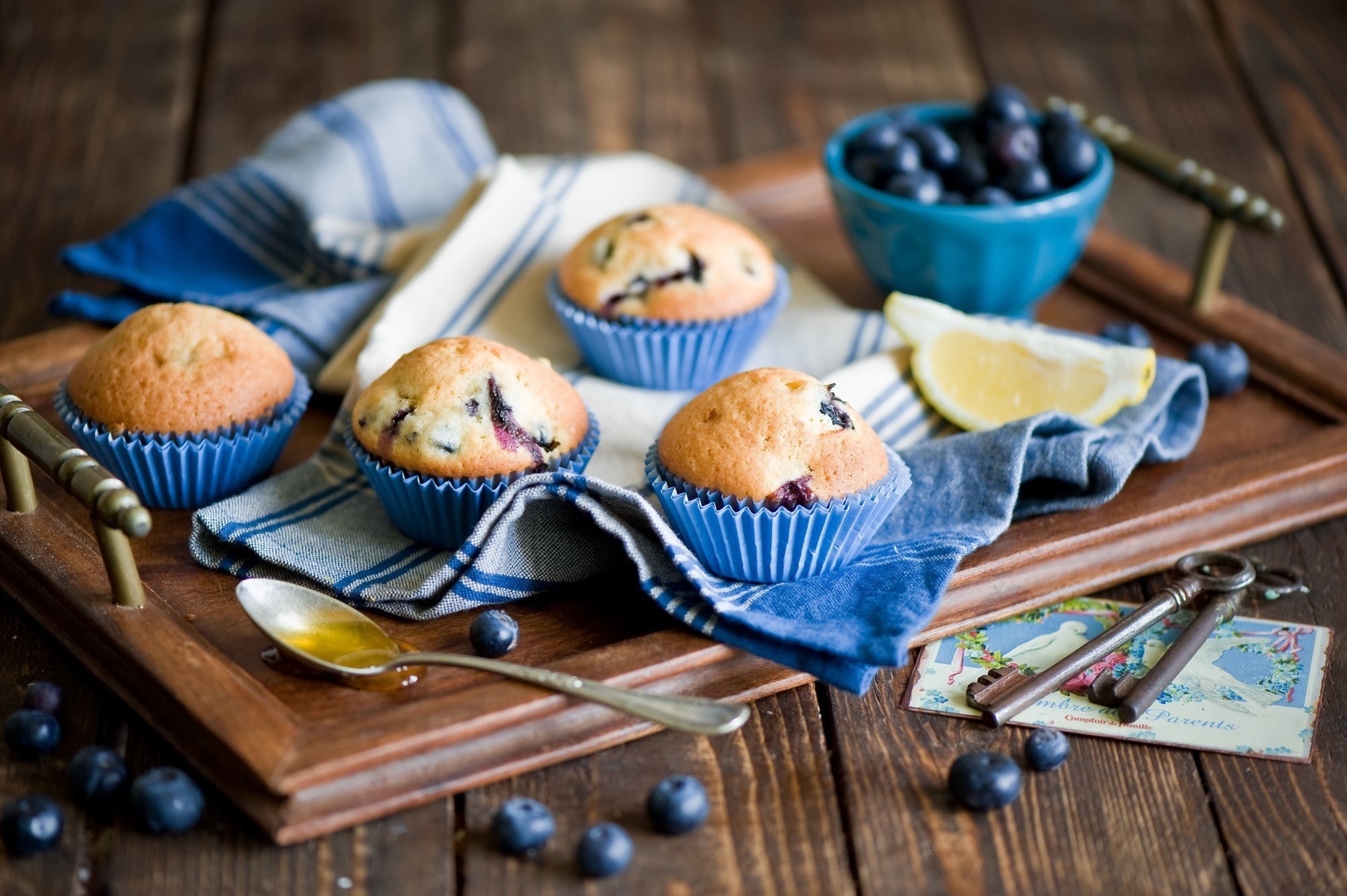 sweet food, wood - material, temptation, muffin, keys, berries, lemons, still life, food, 1080P, eating utensil, napkin, indulgence, kitchen utensil, blueberries, HD Wallpaper