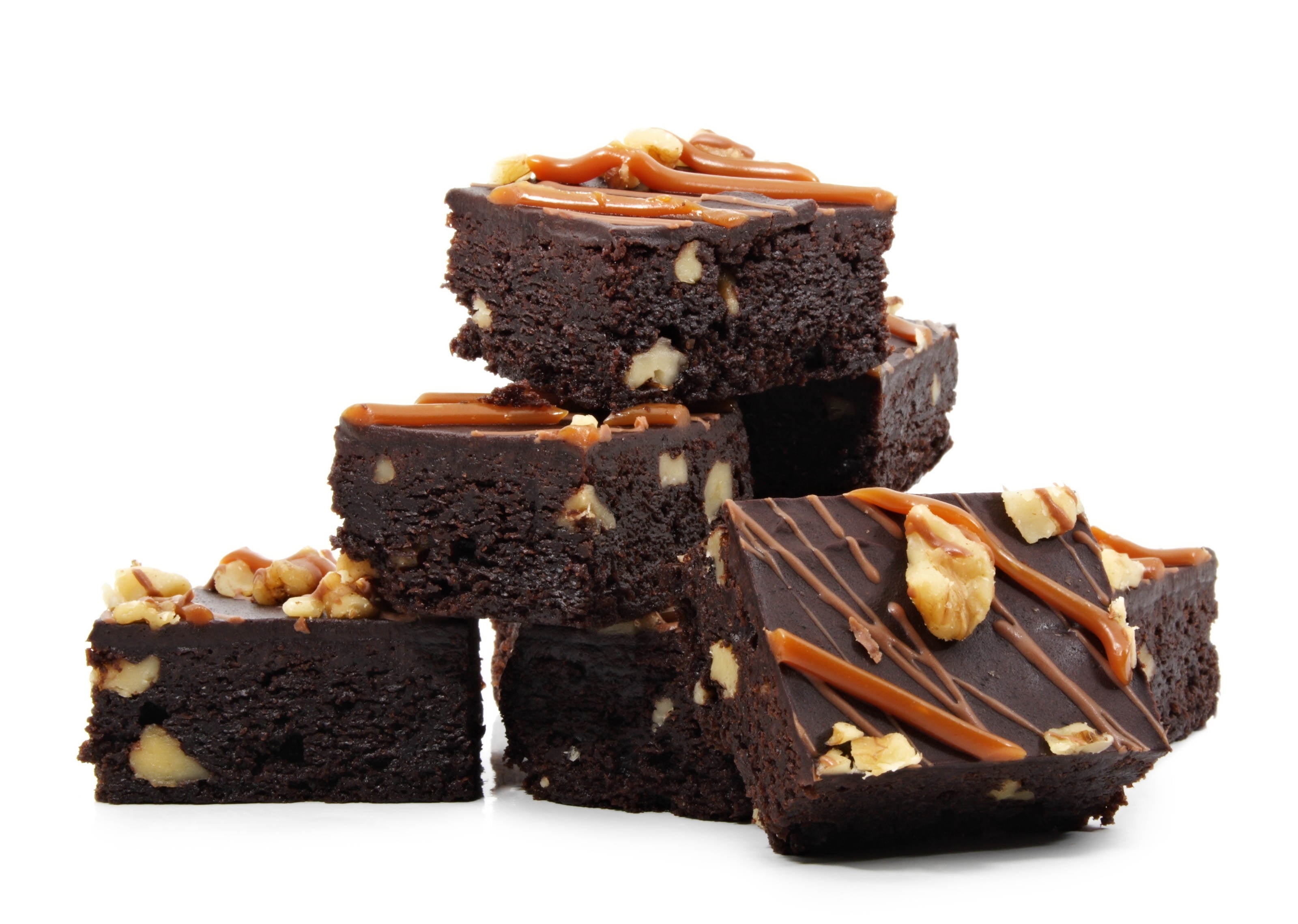sweet Food, homemade, close-up, gourmet, food And Drink, icing, dessert, chocolate, ready-to-eat, white, snack, candy, cake, brown, brownies, studio Shot, HD Wallpaper