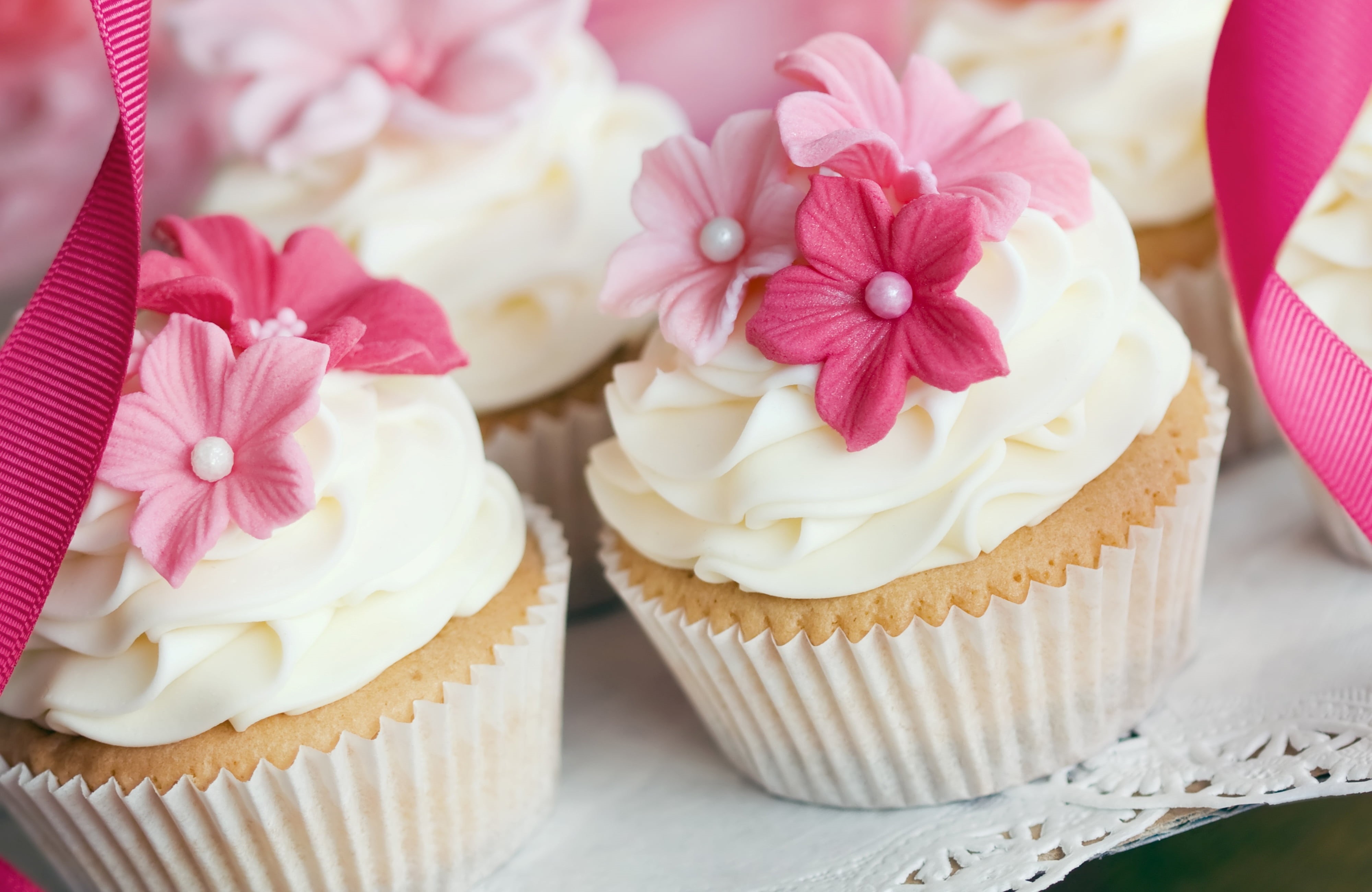 pastry, pink Color, cupcake holder, celebration, icing, homemade, food, bakery, still life, gourmet, baked pastry item, cake, no People, baked, food and drink, HD Wallpaper