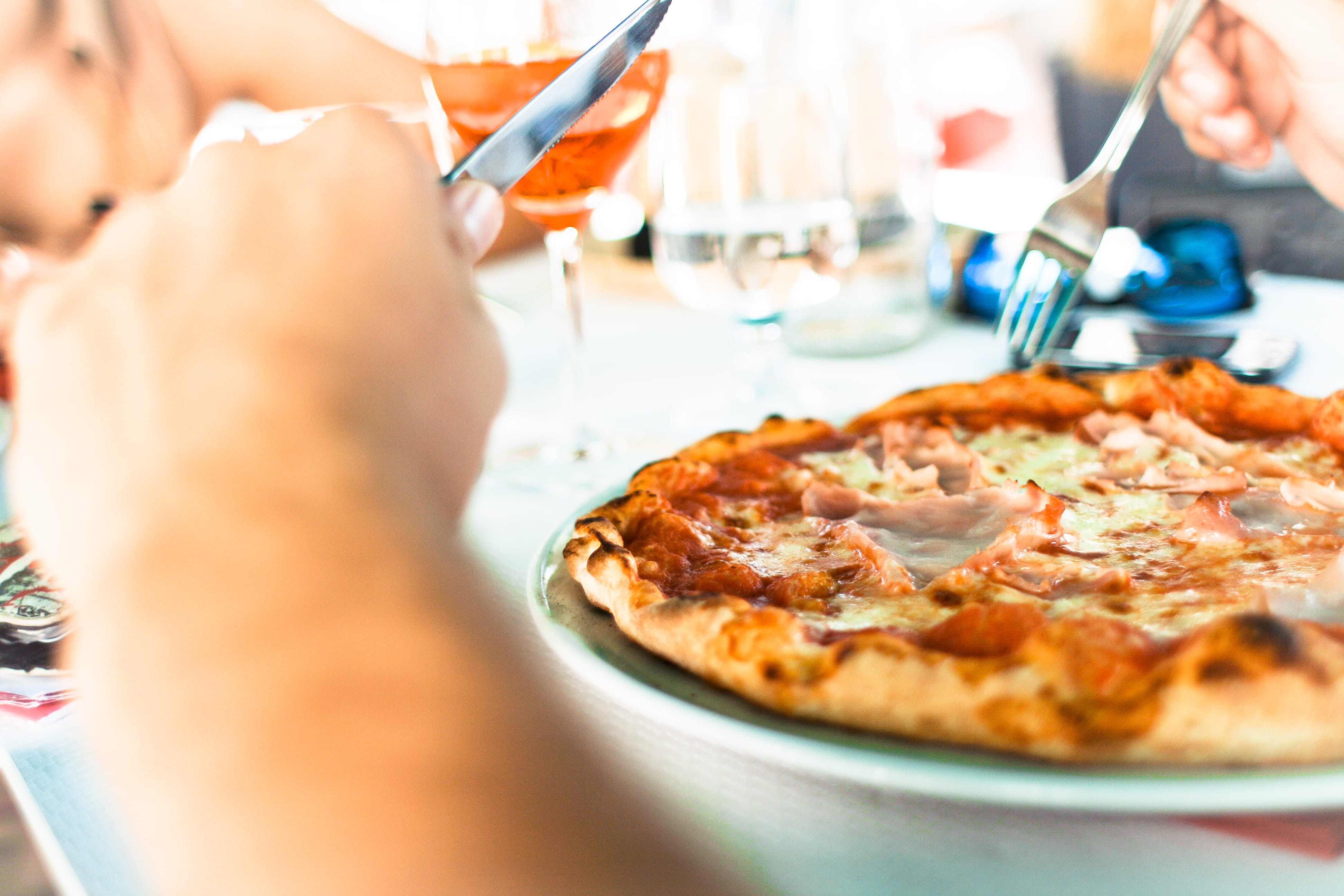 ready-to-eat, gourmet, table, kitchen utensil, selective focus, freshness, crockery, hand, yummy, indoors, women, Pizza, plate, human Hand, meal, caucasian Ethnicity, HD Wallpaper