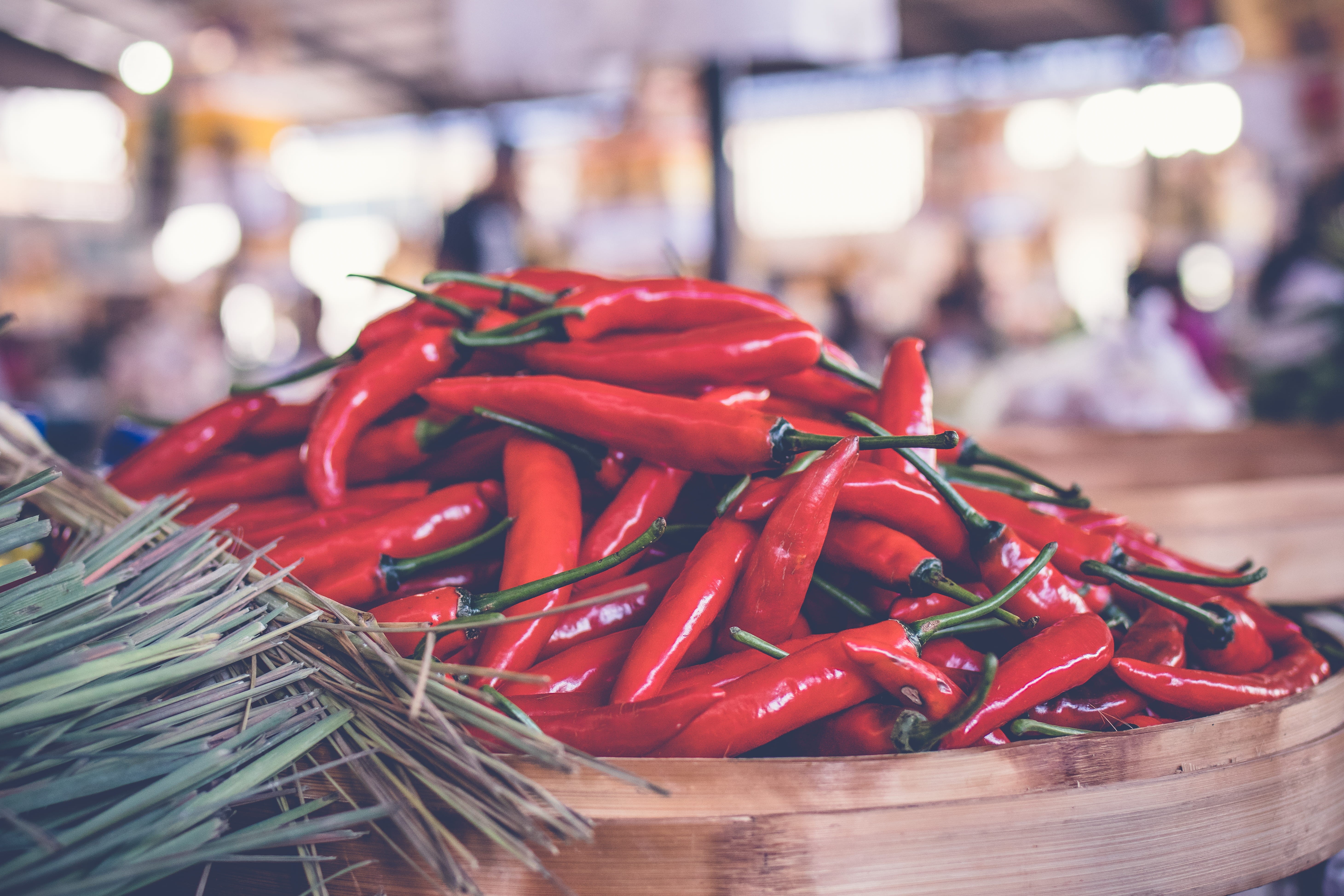 plant, cook, red, chilli, food and drink, nutrition, flavor, red chili pepper, peppers, ingredient, hot, macro, market, chili, natural, chili pepper, ripe, HD Wallpaper
