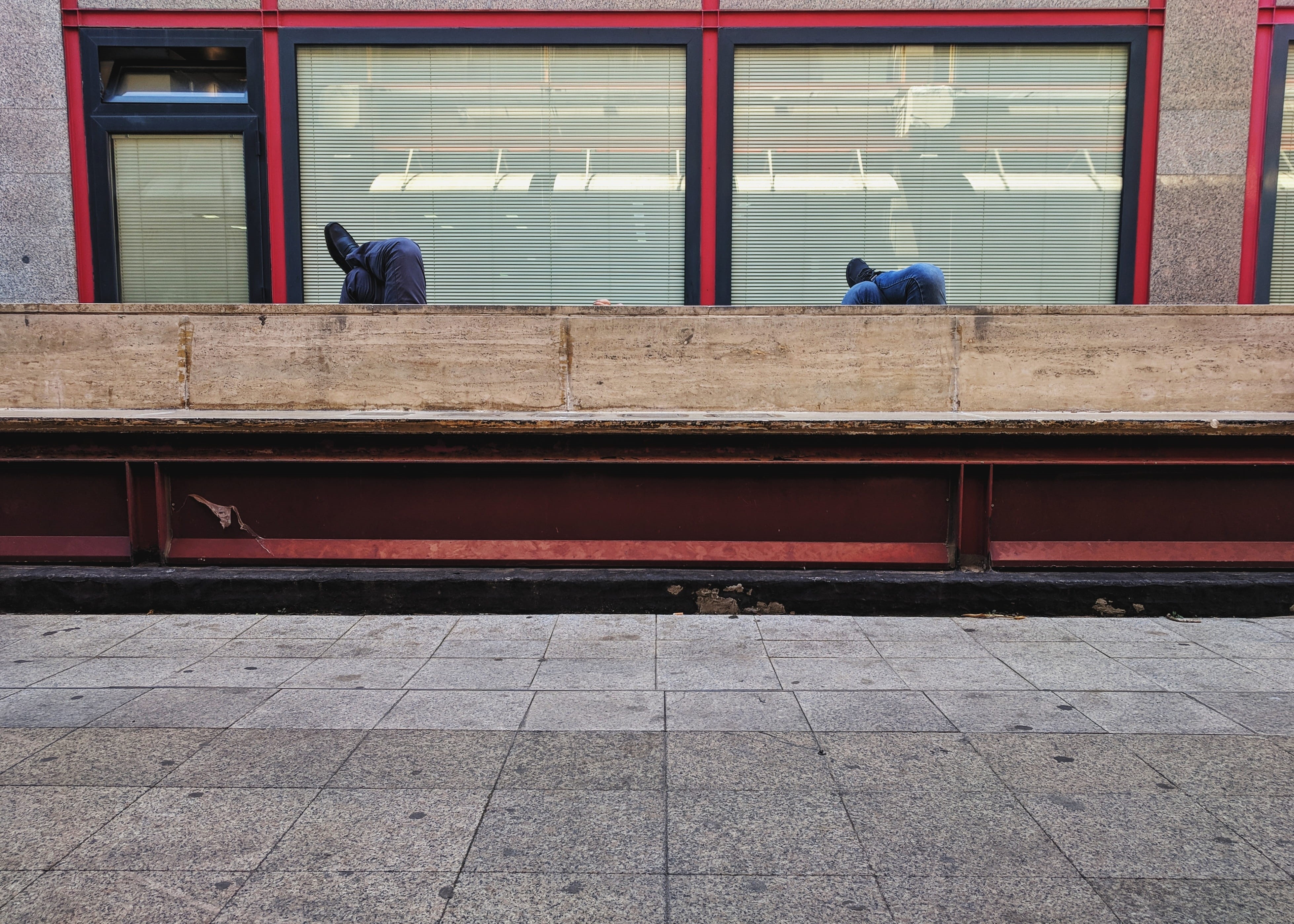4K, rear view, architecture, food, meal, adult, human, napoli, railroad station platform, transportation, railroad station, real people, day, building exterior, HD Wallpaper