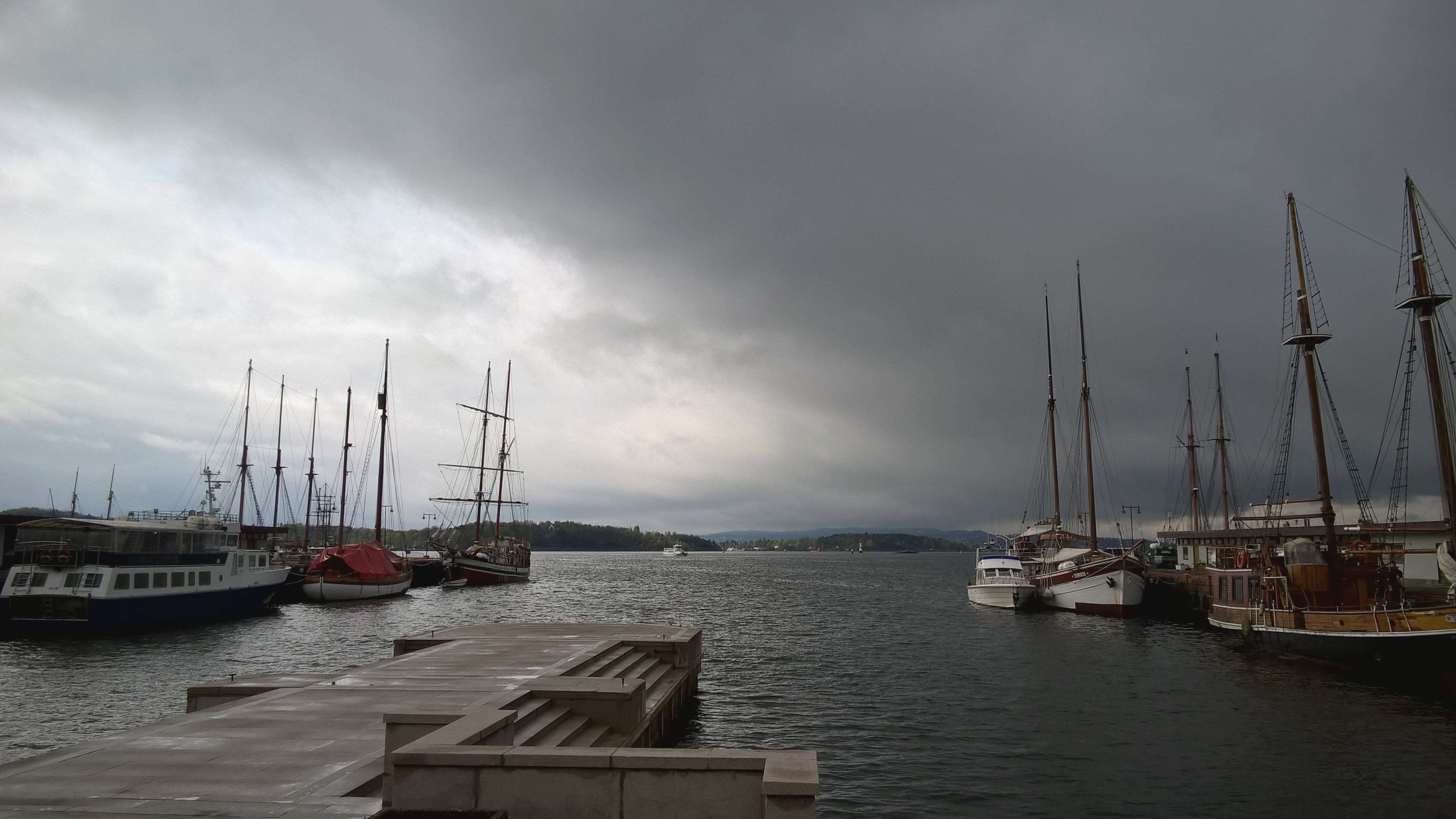 outdoors, norvegia, norway, triste, yacht, nature, sky, 4K, port, gloomy, waterfront, day, harbor, nave, pole, no people, mast, mode of transportation, HD Wallpaper