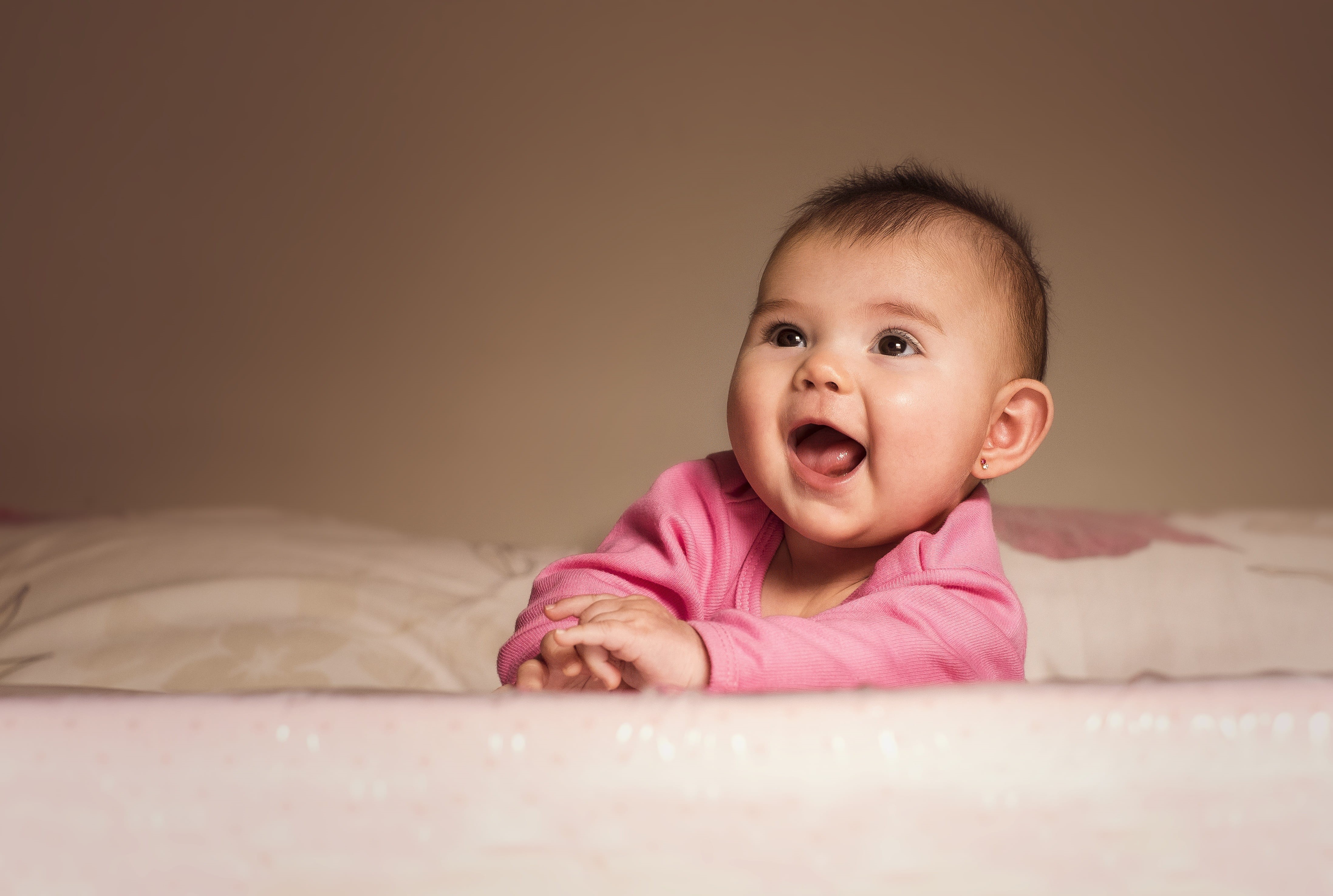 sleeved, wearing, background, pink, indoors, 4K, girl, happy, shirt, blue, innocence, cute, mouth, boy, domestic room, people, body part, furniture, headshot, HD Wallpaper