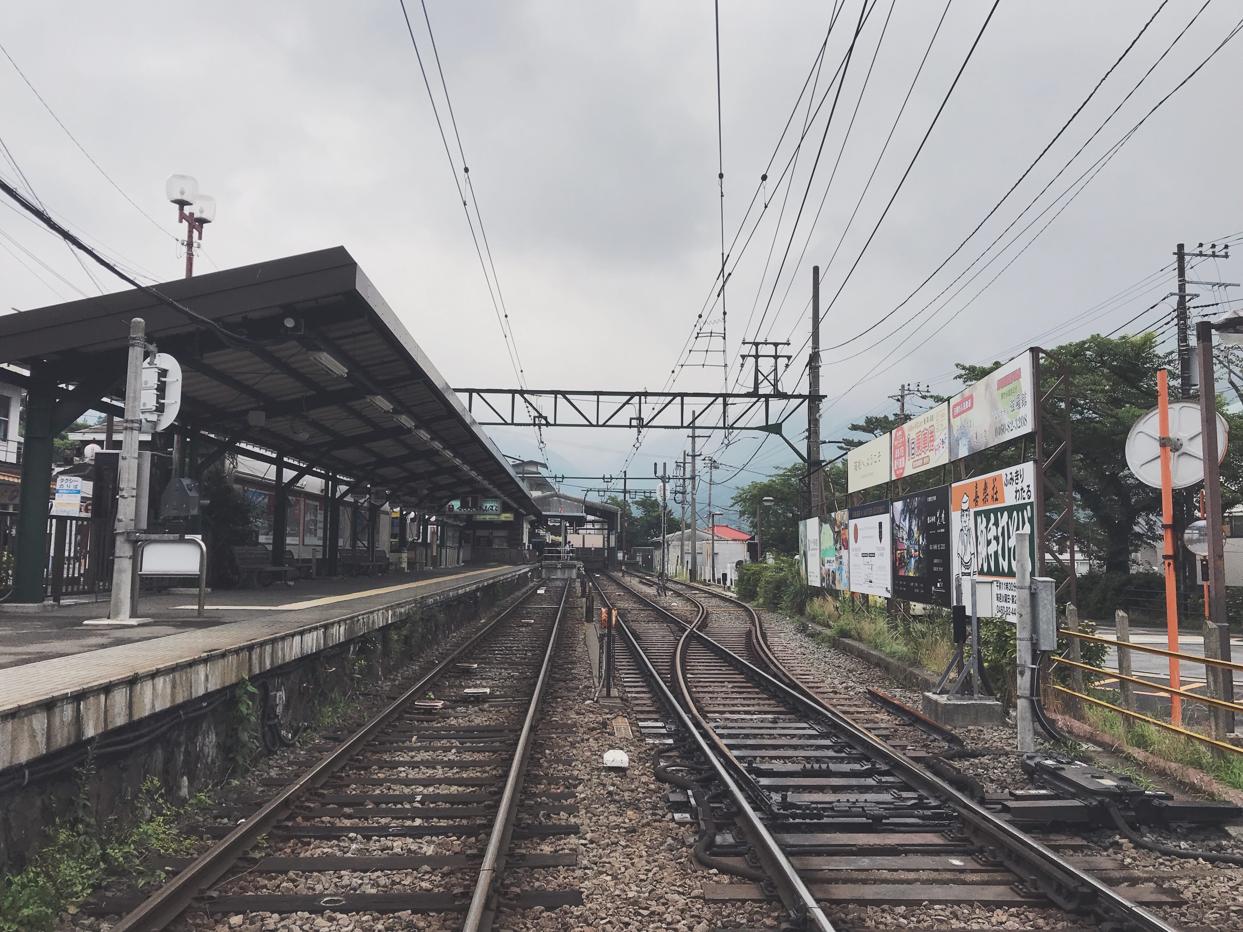 track, rail transportation, hakone, electricity pylon, electricity, the way forward, complexity, power line, diminishing perspective, railway, cable, building exterior, HD Wallpaper