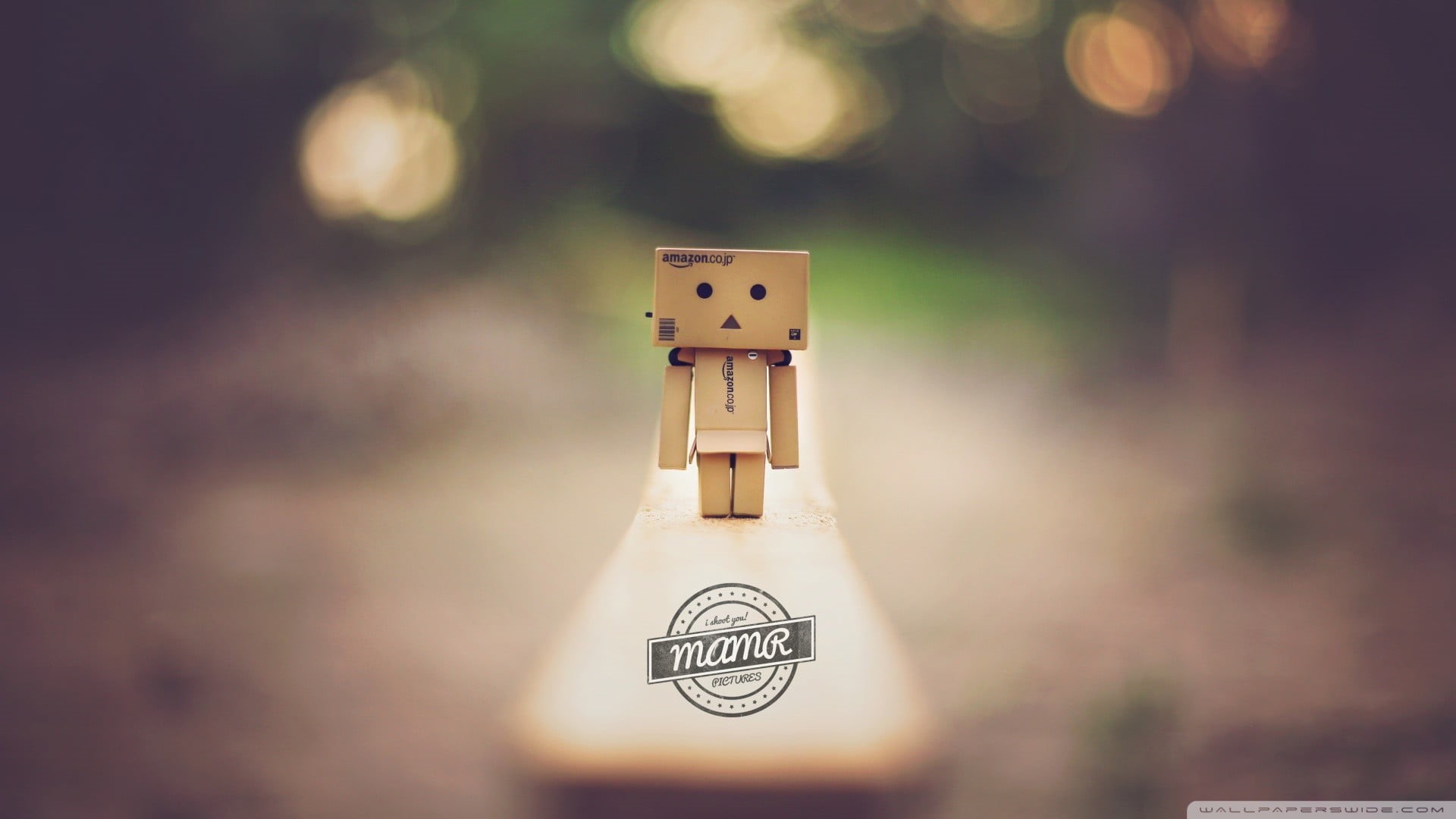 leisure games, blurred, focus on foreground, creativity, art and craft, selective focus, nature, geometric shape, no people, Danbo, robot, wood - material, HD Wallpaper
