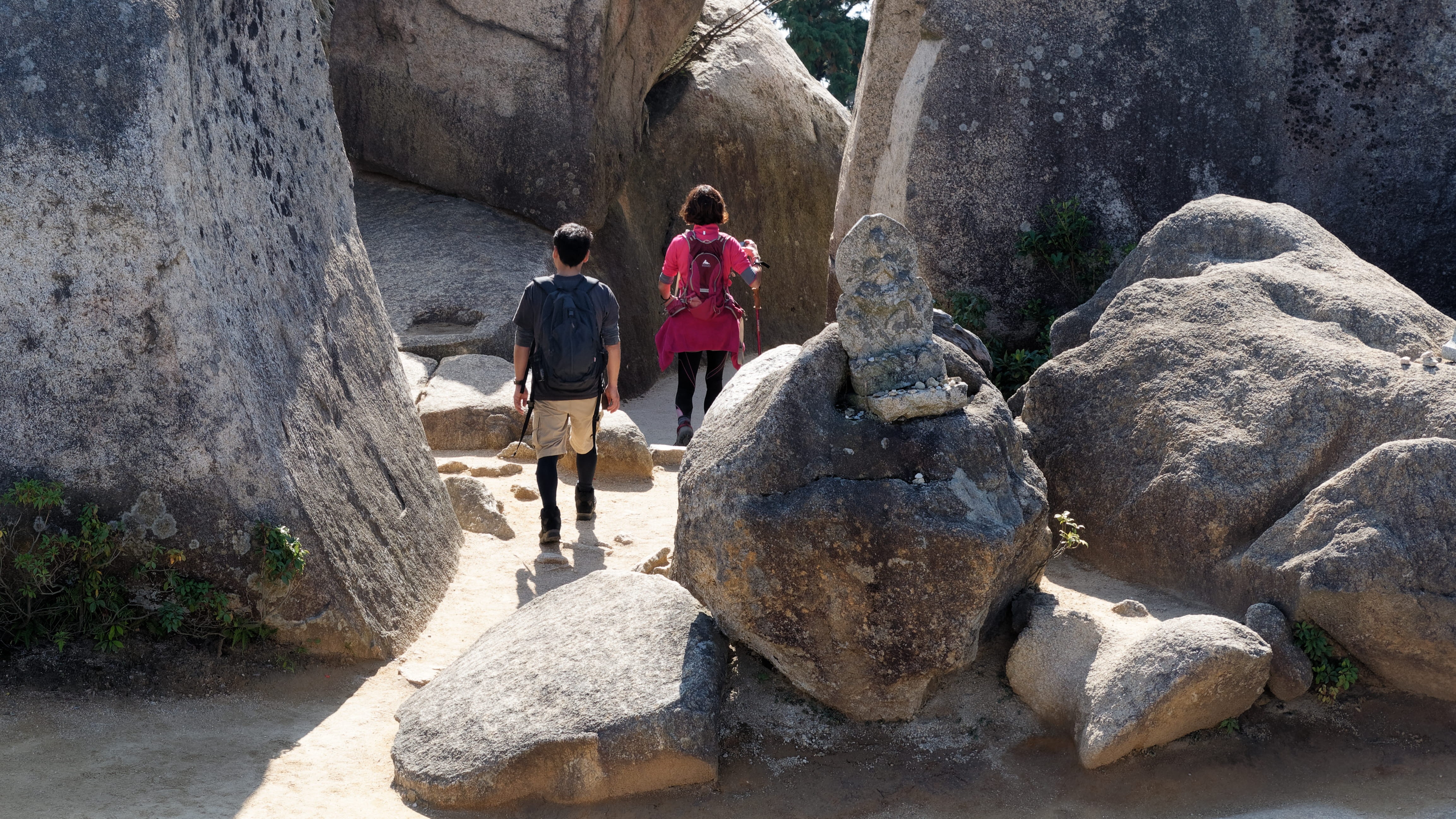 solid, miyajima, 4K, full length, water, outdoors, women, miyajima island, rear view, built structure, lifestyles, day, rock - object, japan, rocks, casual clothing, HD Wallpaper