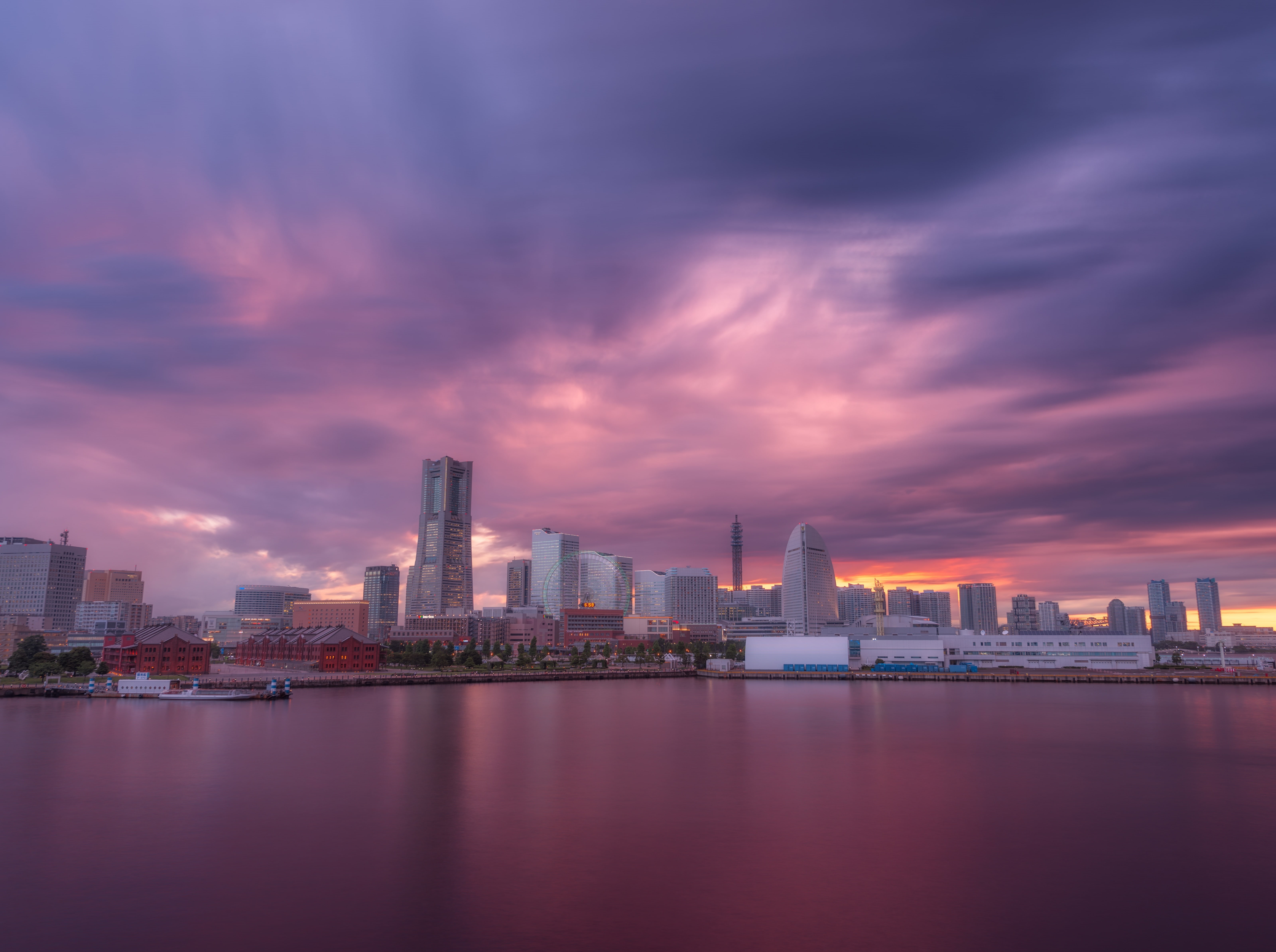 Colorful, Outdoor, cosmoworld, office building exterior, building, Landscape, gray, urban skyline, outdoors, City, landmarktower, building exterior, yokohamashi, HD Wallpaper