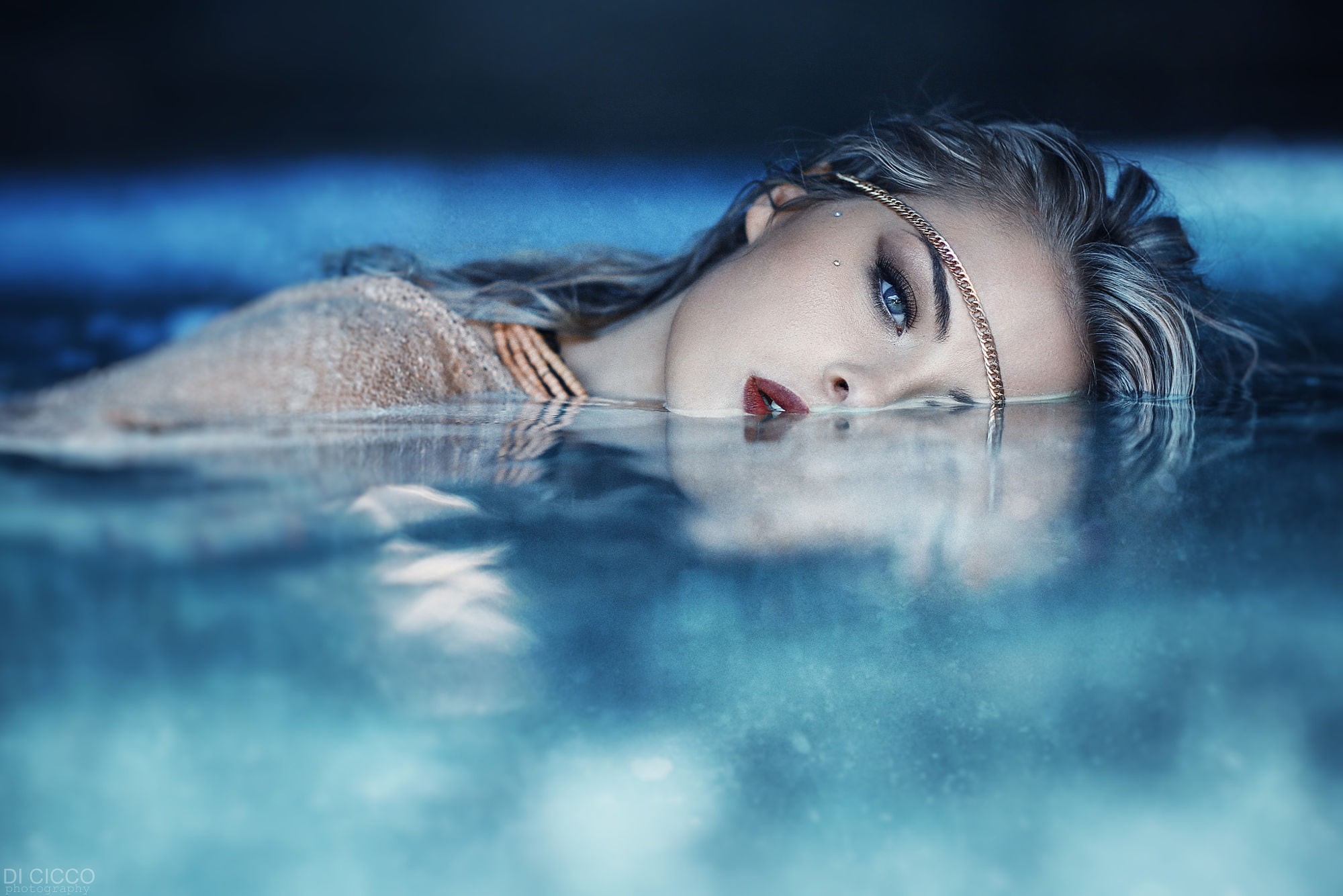 blue eyes, Alessandro Di Cicco, portrait, lipstick, water, women, make up, silver hair, reflection, wet, tiaras, 1080P, fashion, HD Wallpaper
