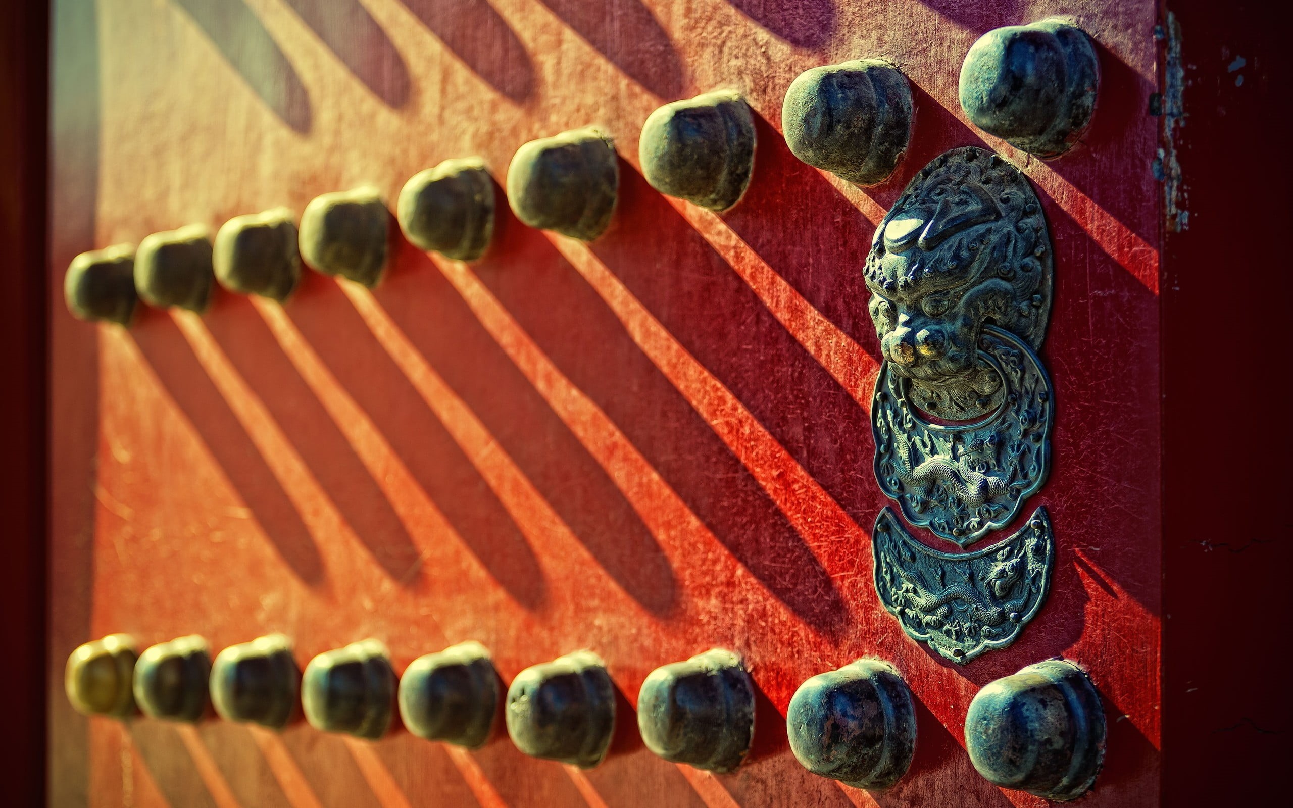 sculpture, belief, human representation, door, religion, representation, day, in a row, wall - building feature, art and craft, built structure, statue, HD Wallpaper