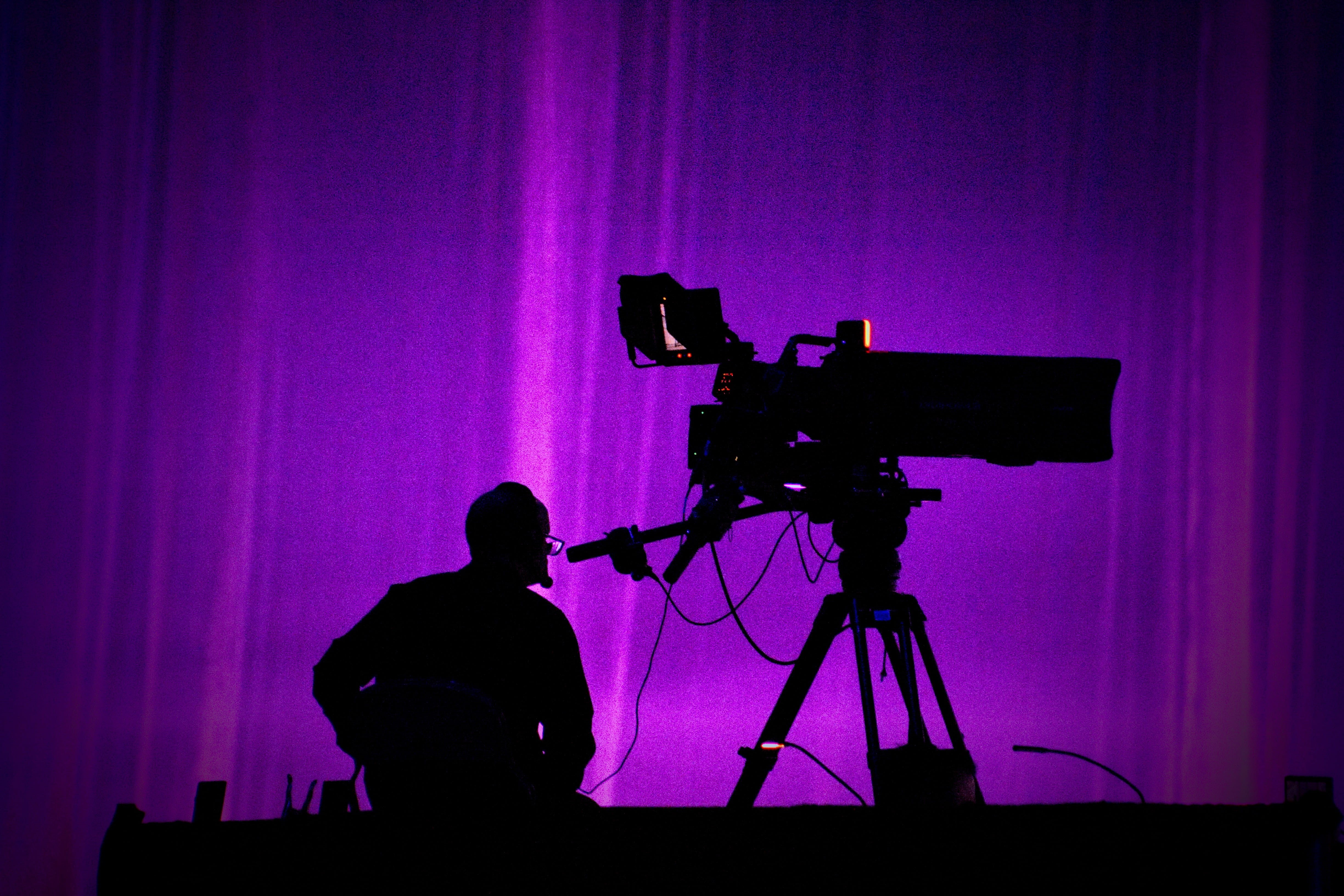photography themes, technology, purple, camera - photographic equipment, 4K, silhouette, electric lamp, filming, camera operator, home video camera, television camera, HD Wallpaper