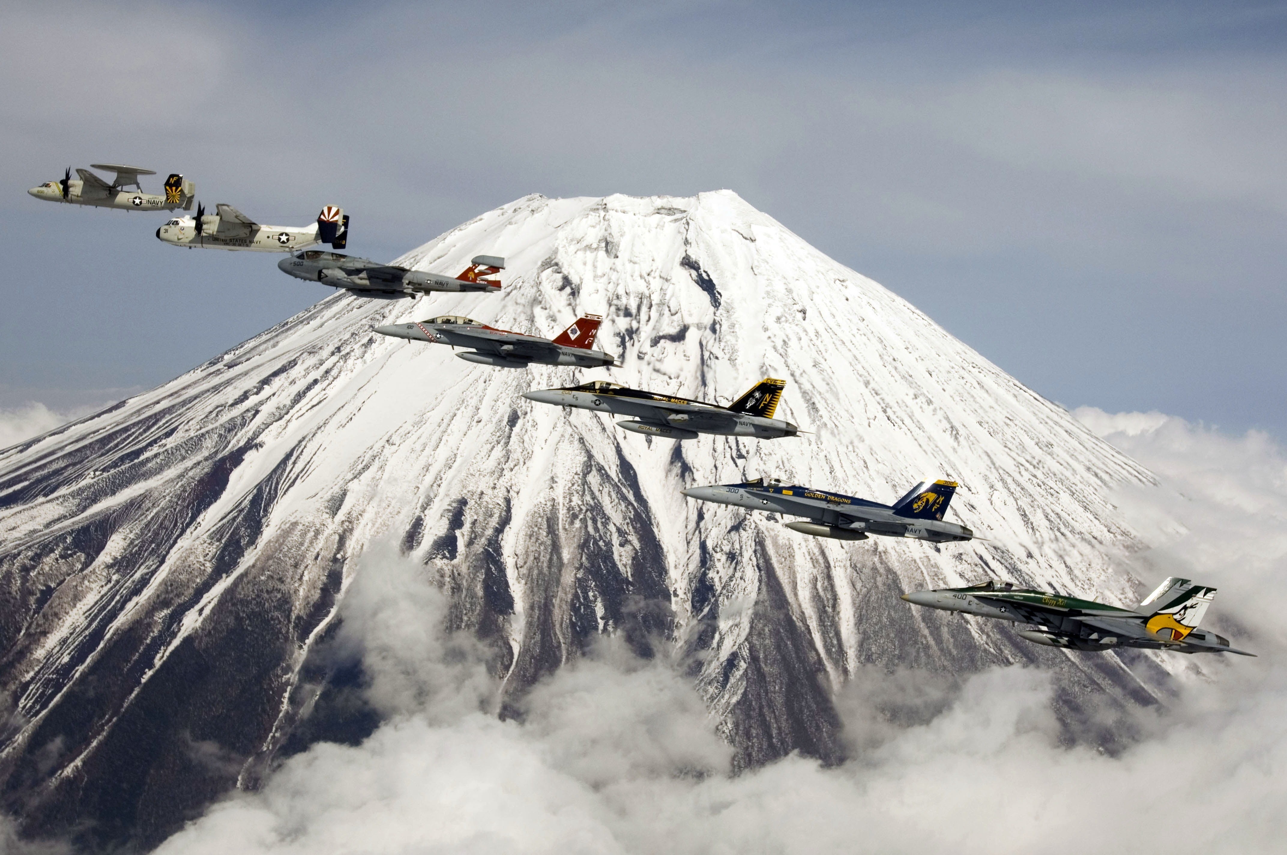 environment, planes, mountain, snow, flying, air vehicle, Fujiyama, mountain range, mode of transportation, fighter jets, by air, snowcapped mountain, sky, HD Wallpaper