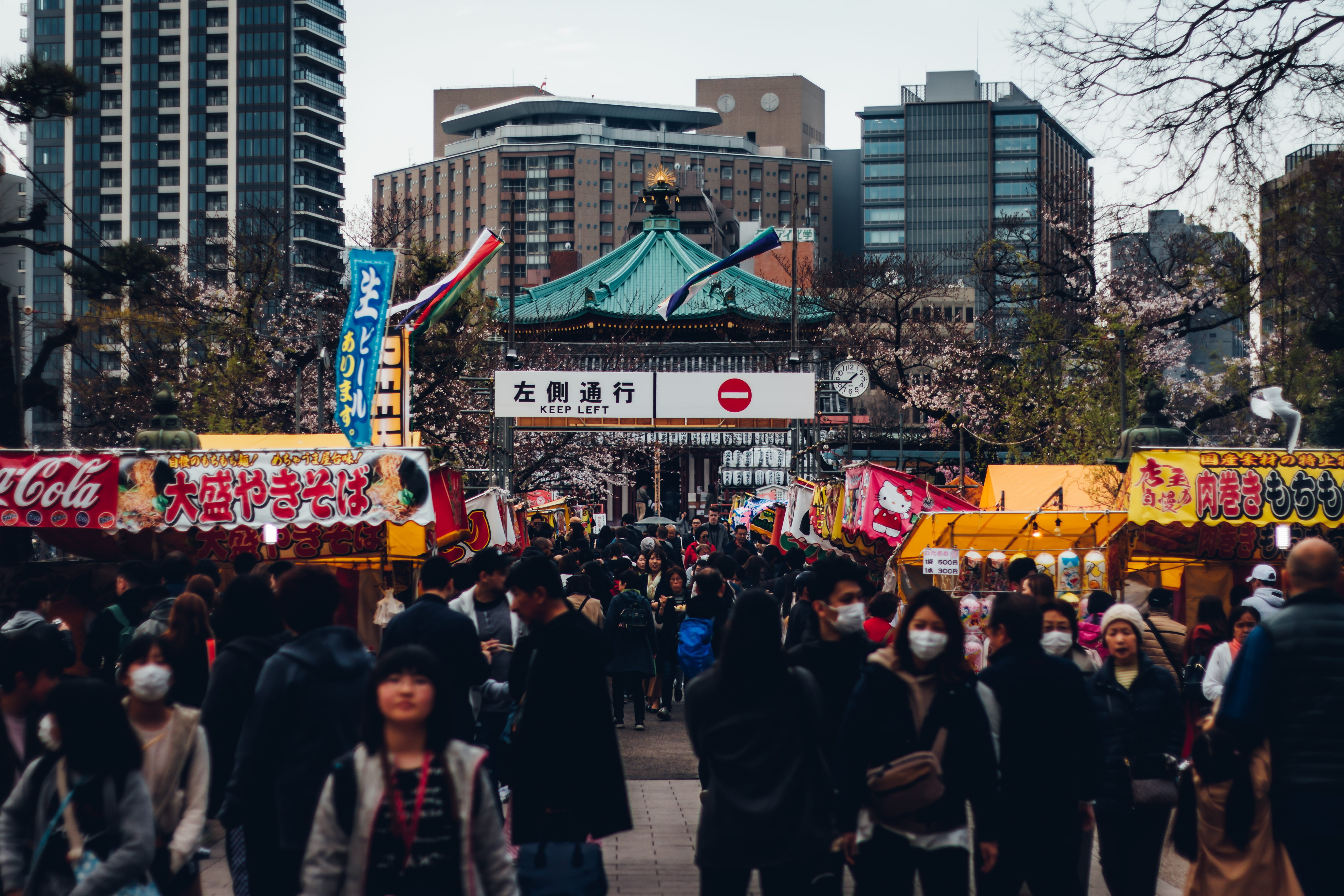 taito city, built structure, office building exterior, outdoors, women, human, city, 上野公園, person, lifestyles, parade, building, crowd, 上野, men, people, HD Wallpaper
