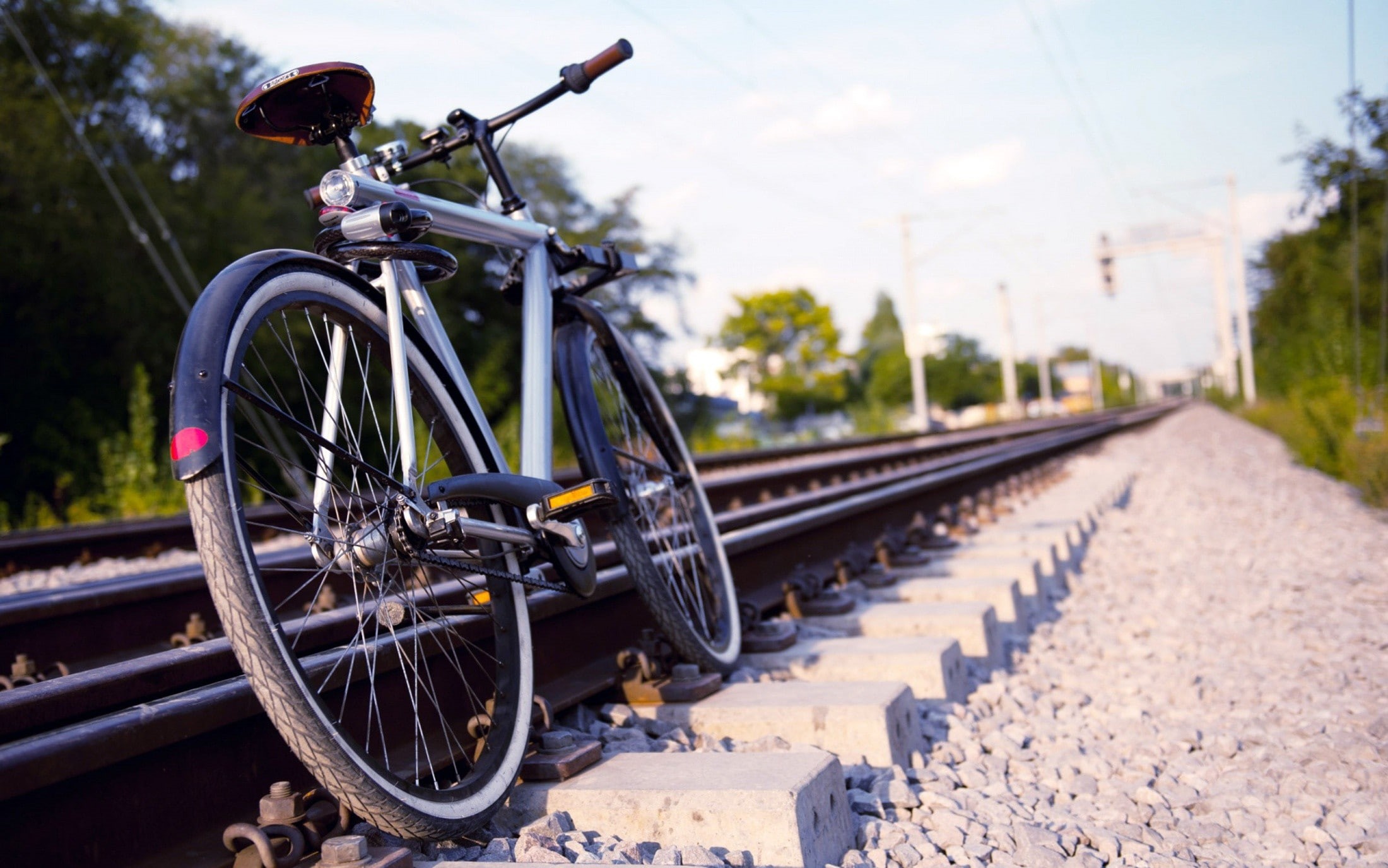 nature, parking, railroad track, 1080P, focus on foreground, rail transportation, track, plant, outdoors, land vehicle, no people, mode of transportation, HD Wallpaper